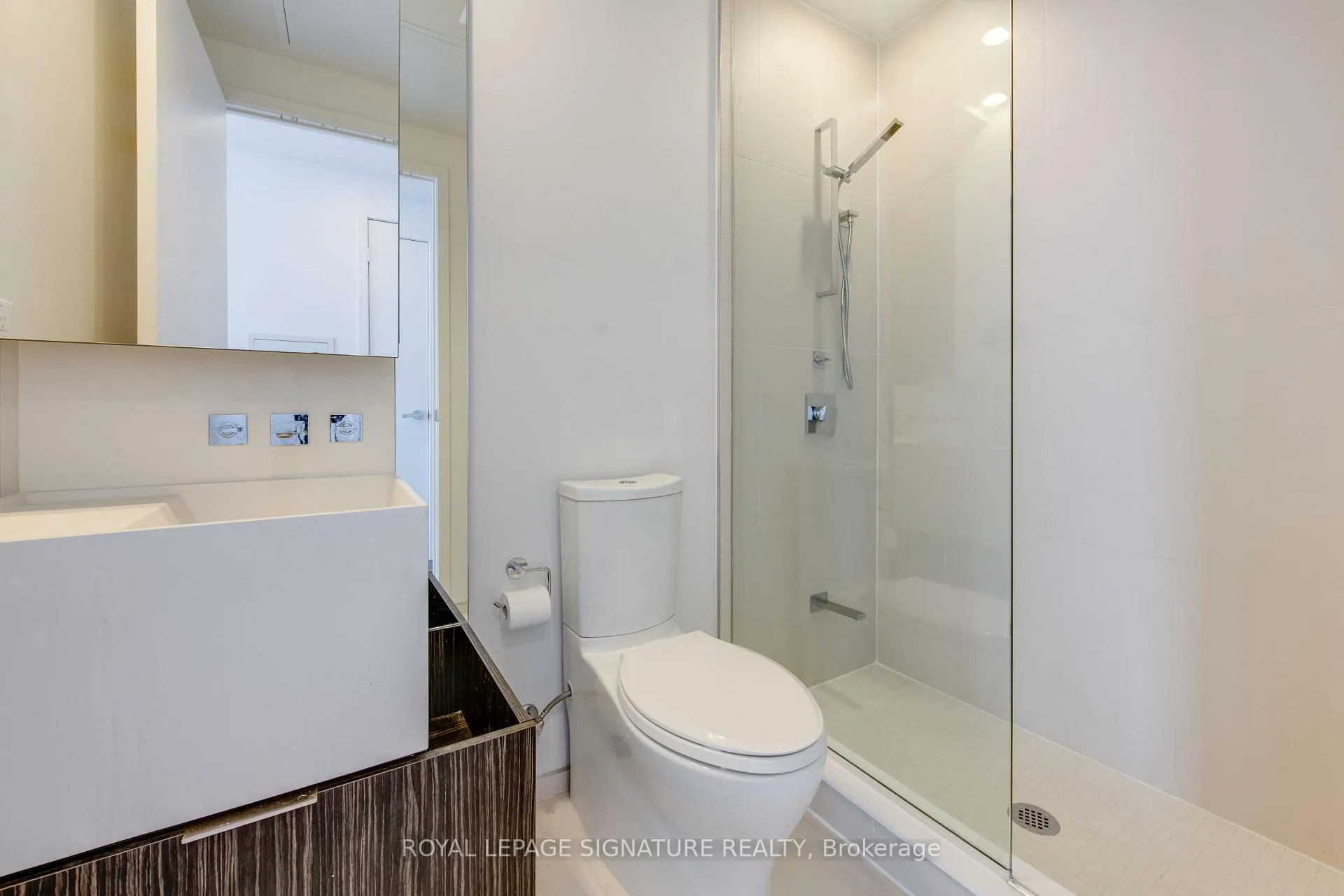 Photo 10 of Unit 4503, 1 Bloor Street E, Toronto, Church-Yonge Corridor — HOMEH