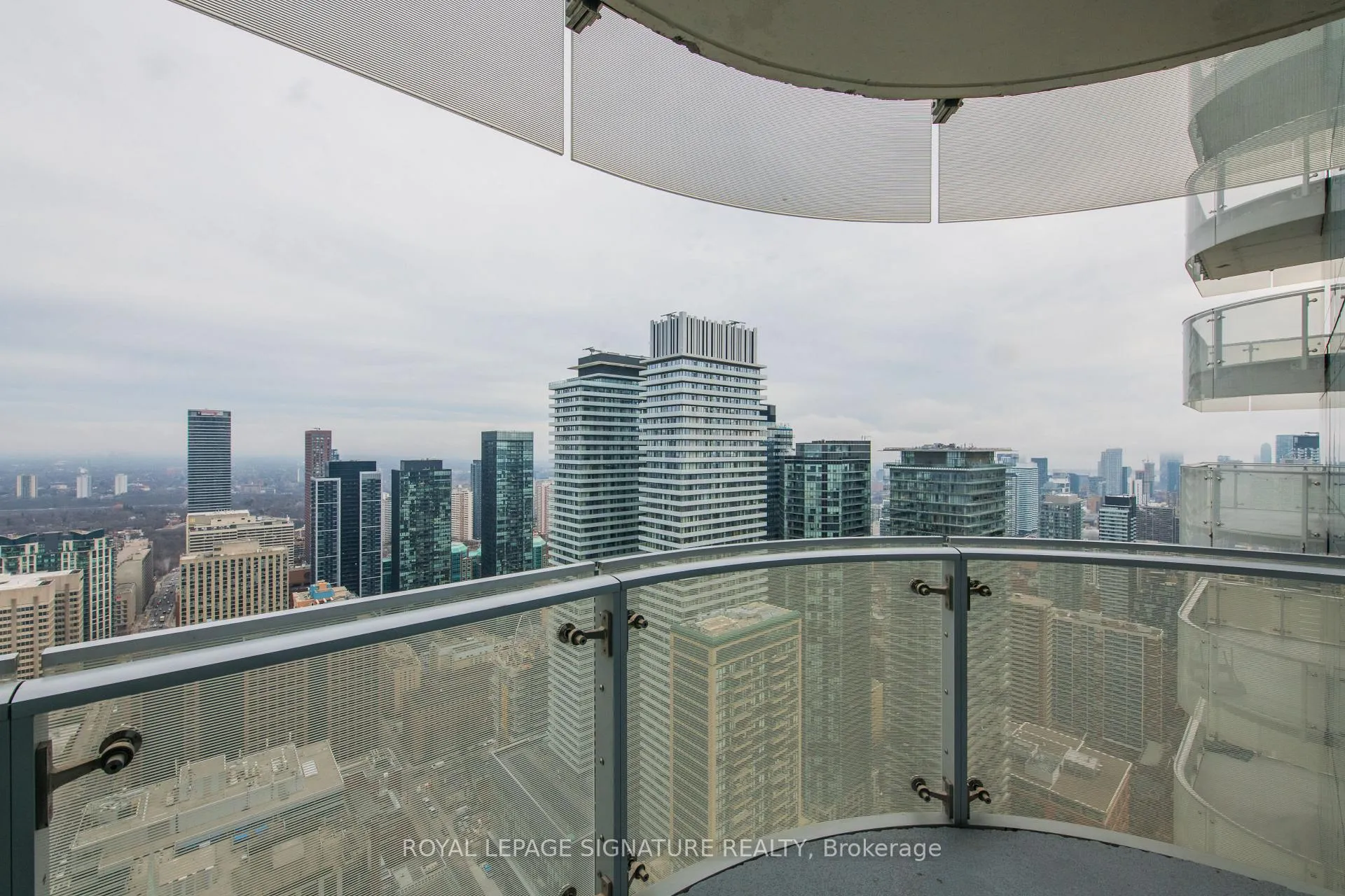 Photo 11 of Unit 4503, 1 Bloor Street E, Toronto, Church-Yonge Corridor — HOMEH