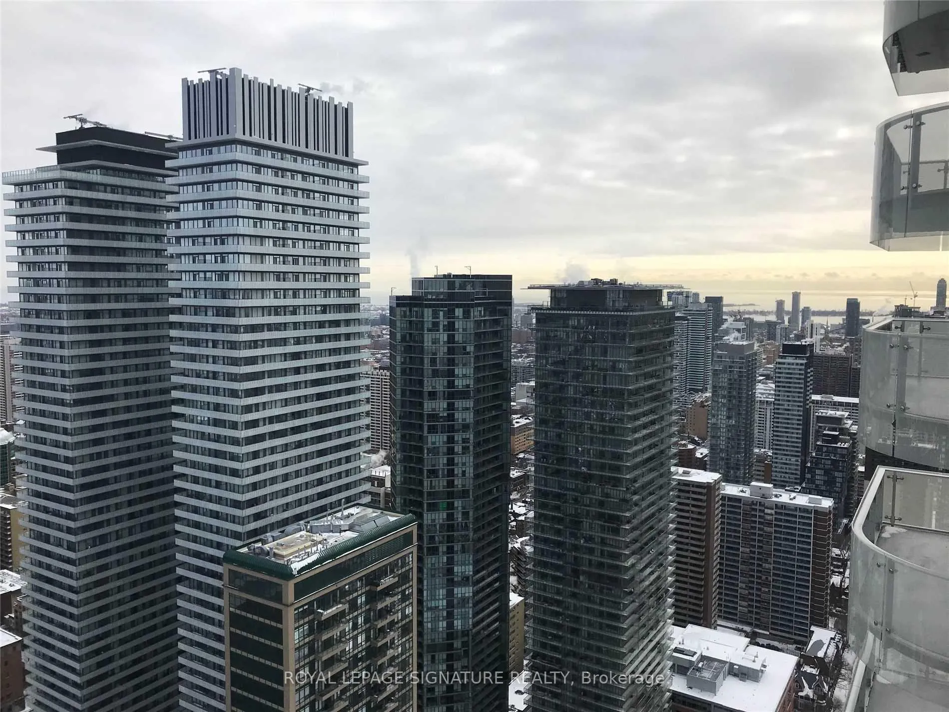 Photo 13 of Unit 4503, 1 Bloor Street E, Toronto, Church-Yonge Corridor — HOMEH