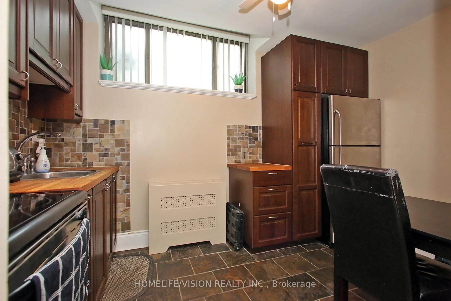 Photo 9 of Unit Unit # B1, 1840 Bathurst Street, Toronto, Humewood-Cedarvale — HOMEH