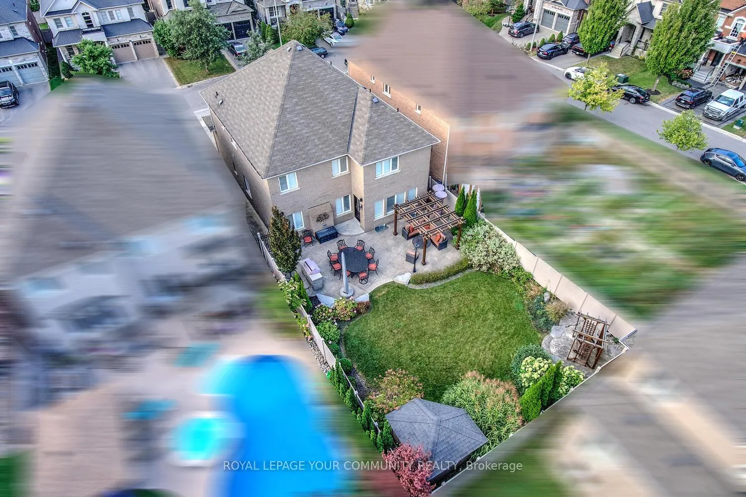 Photo 3 of 240 Golden Forest Road, Vaughan, Patterson — HOMEH