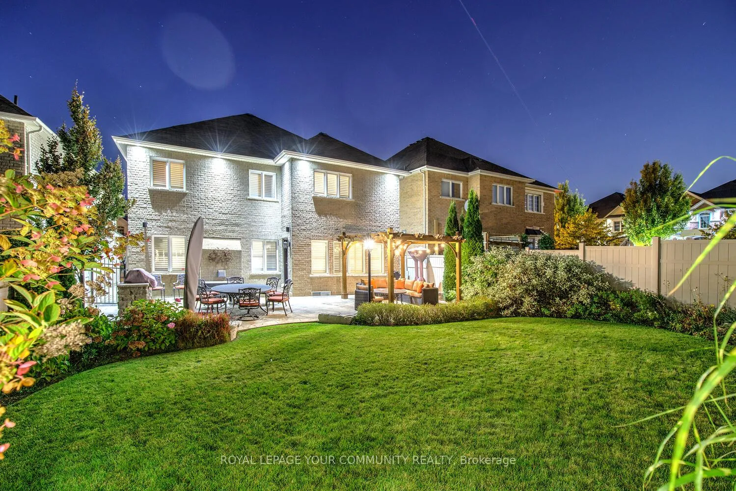 Photo 5 of 240 Golden Forest Road, Vaughan, Patterson — HOMEH