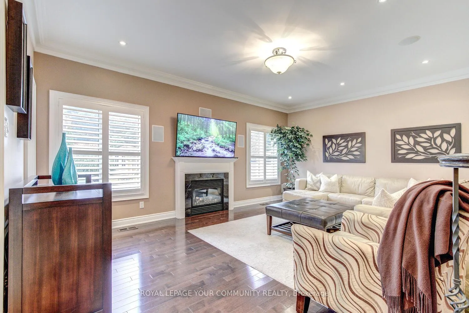 Photo 16 of 240 Golden Forest Road, Vaughan, Patterson — HOMEH