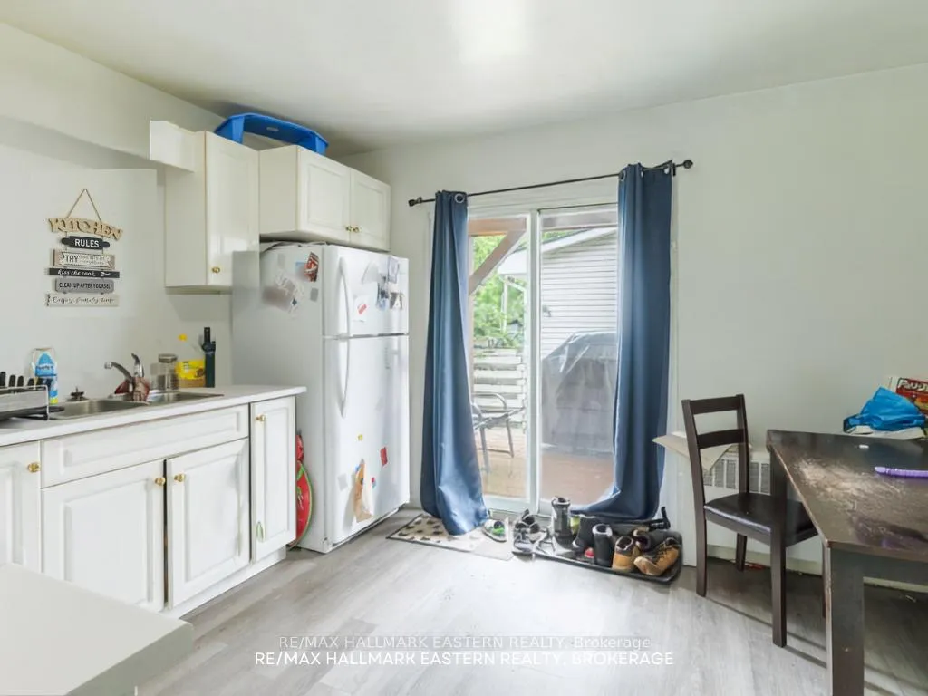 Photo 15 of 809 Nicholls Street, Peterborough, Northcrest Ward 5 — HOMEH