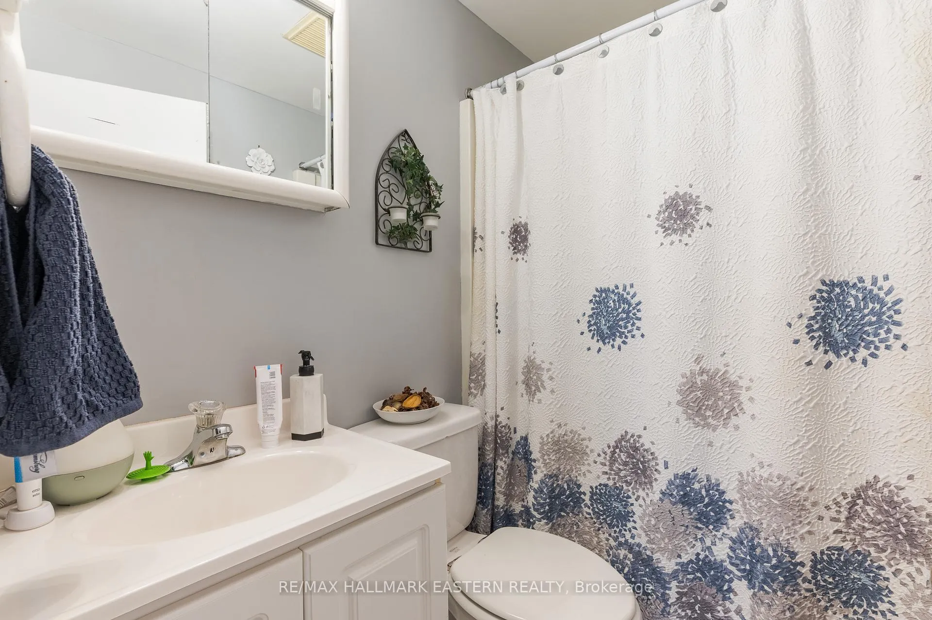 Photo 27 of 809 Nicholls Street, Peterborough, Northcrest Ward 5 — HOMEH