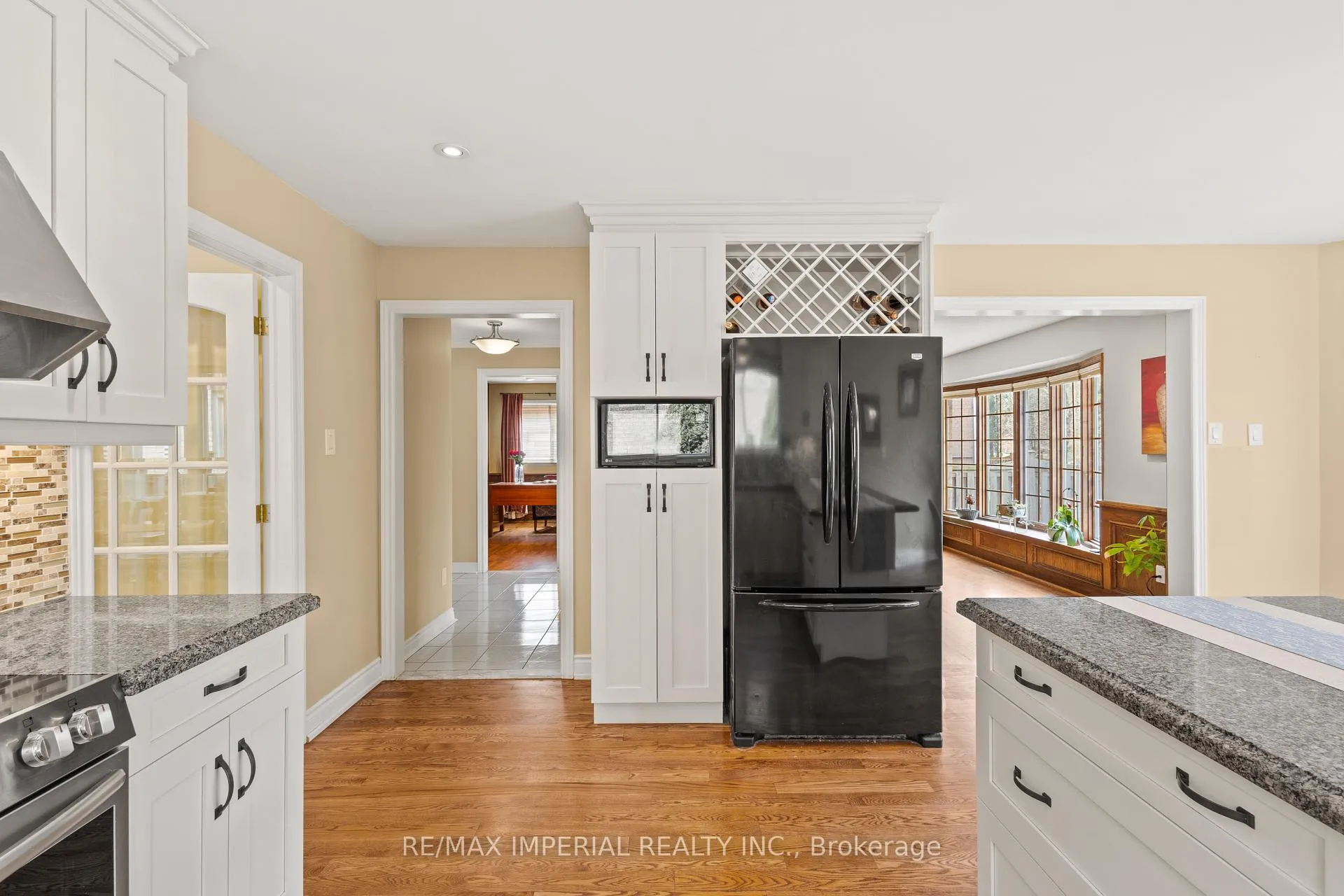 Photo 17 of 2044 Schoolmaster Circle, Oakville, Glen Abbey — HOMEH