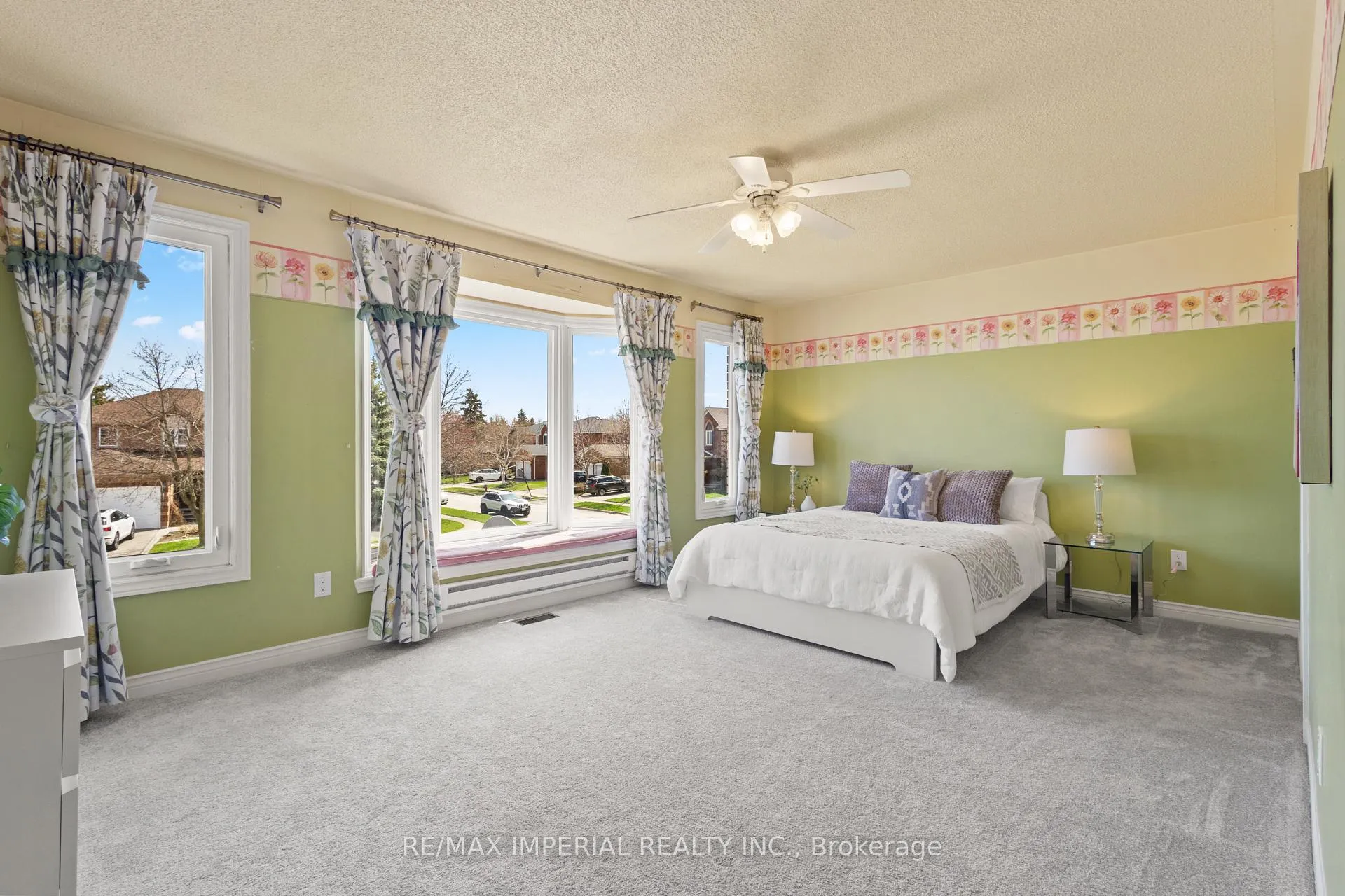 Photo 26 of 2044 Schoolmaster Circle, Oakville, Glen Abbey — HOMEH