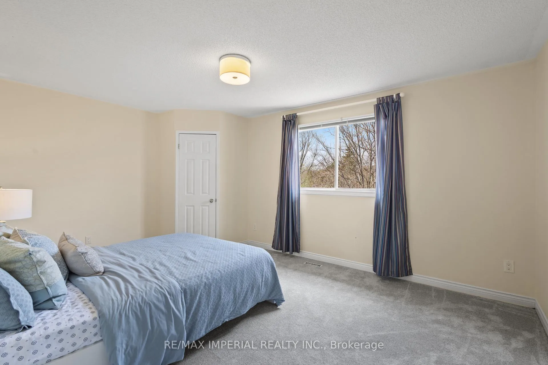 Photo 29 of 2044 Schoolmaster Circle, Oakville, Glen Abbey — HOMEH