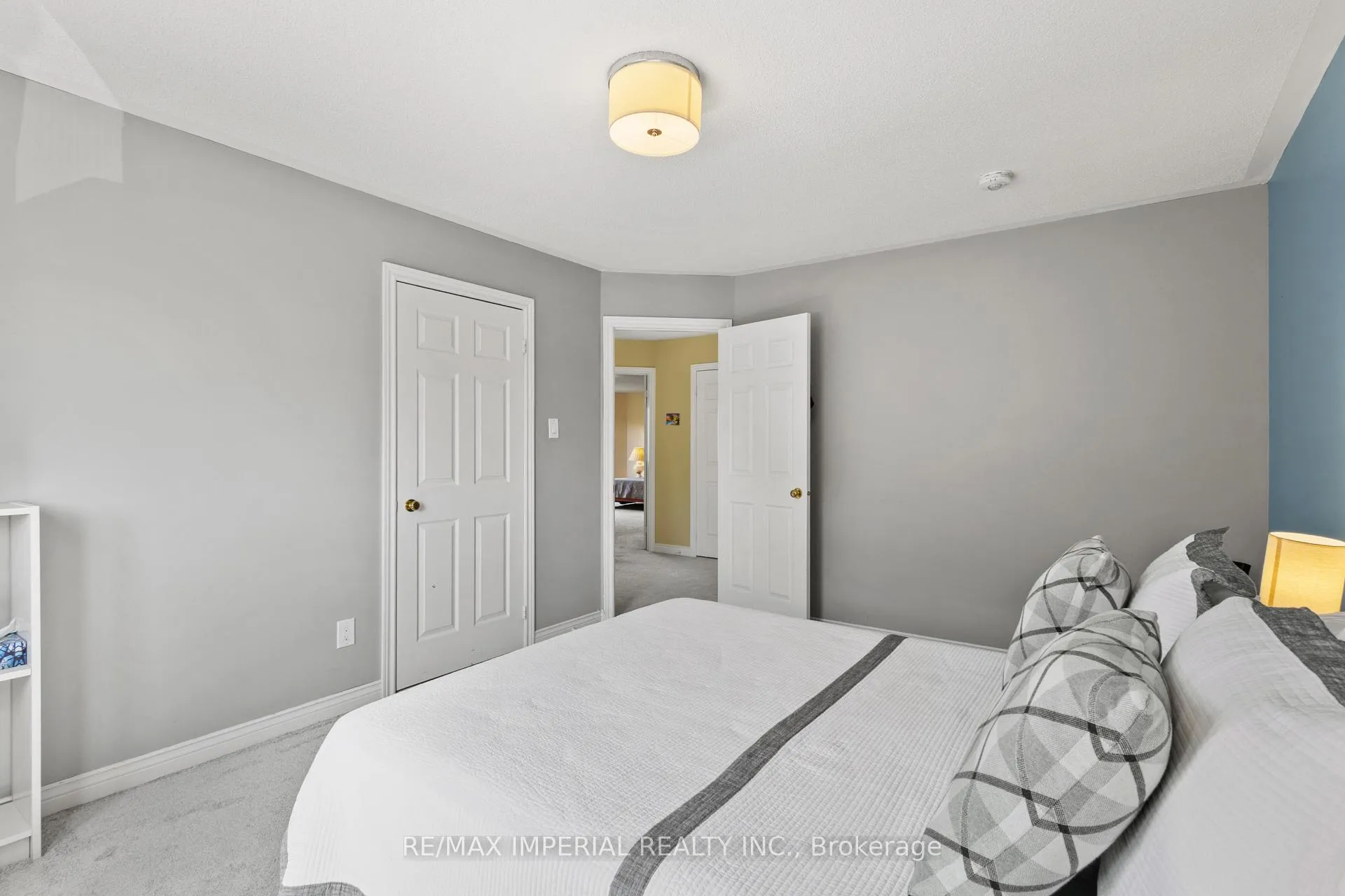 Photo 36 of 2044 Schoolmaster Circle, Oakville, Glen Abbey — HOMEH