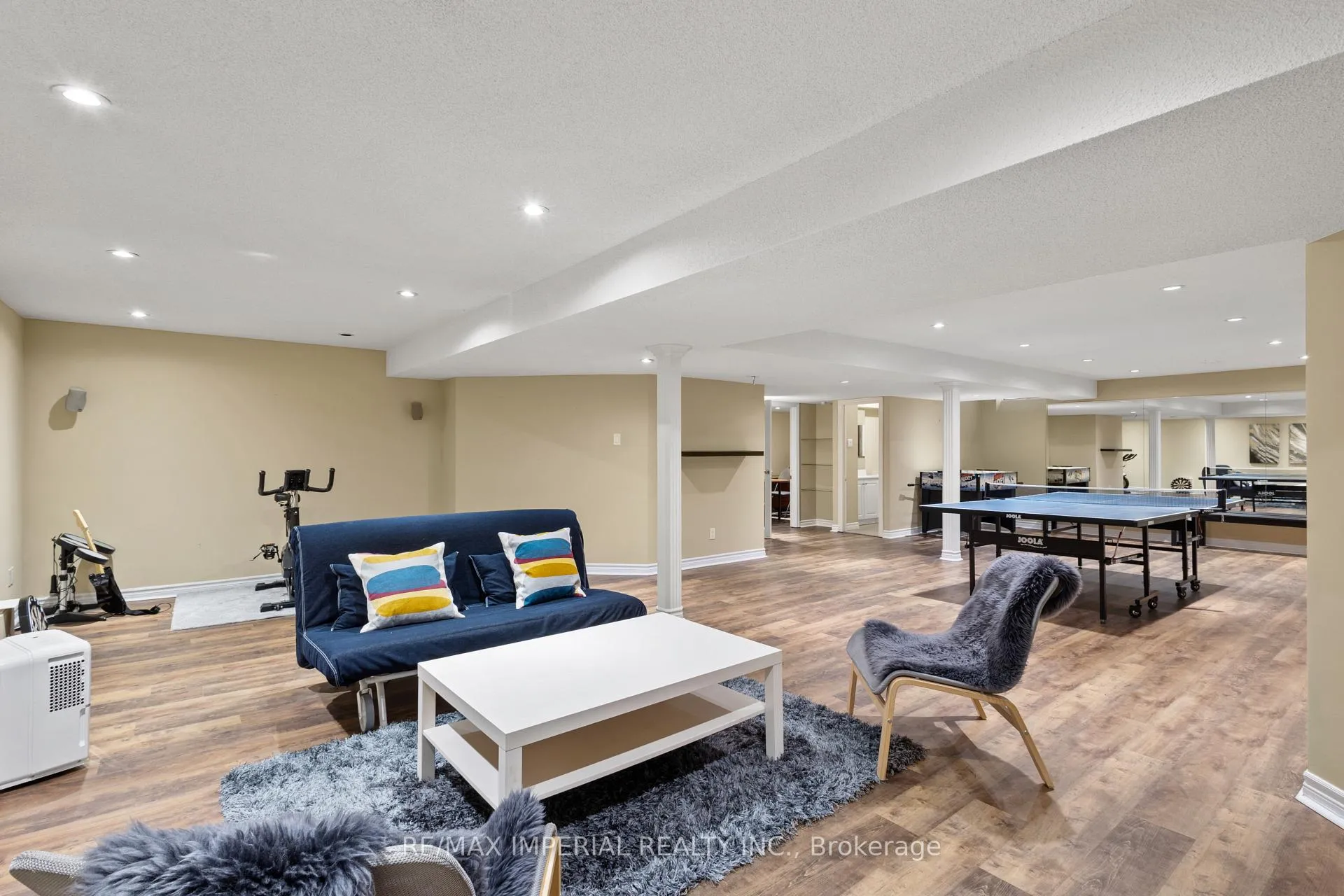 Photo 41 of 2044 Schoolmaster Circle, Oakville, Glen Abbey — HOMEH