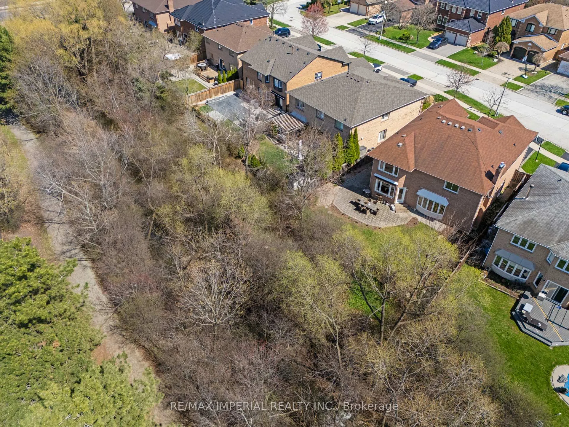 Photo 49 of 2044 Schoolmaster Circle, Oakville, Glen Abbey — HOMEH