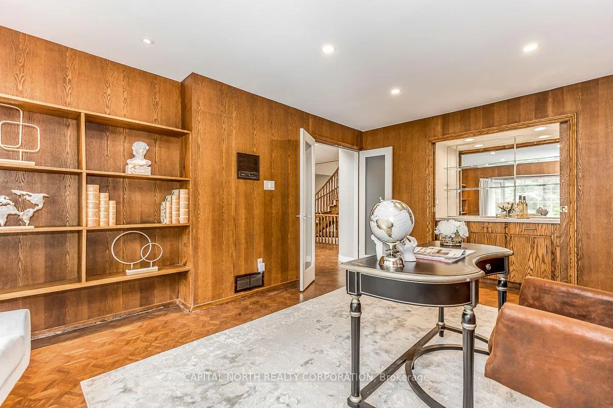 Photo 5 of 4 Prescott Court, Markham, Bayview Glen — HOMEH