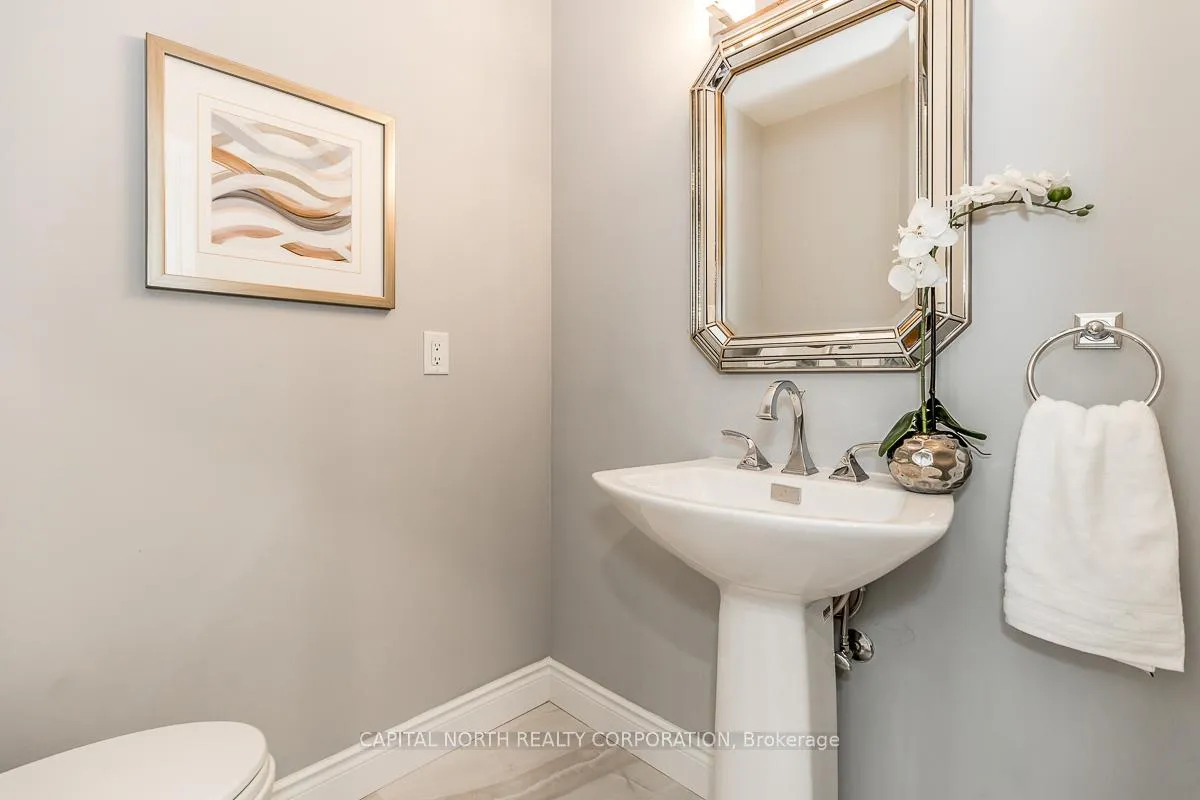 Photo 14 of 4 Prescott Court, Markham, Bayview Glen — HOMEH