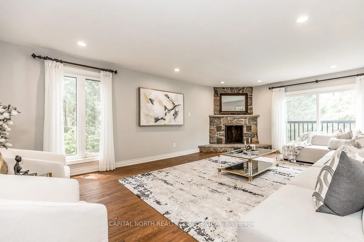 Photo 19 of 4 Prescott Court, Markham, Bayview Glen — HOMEH