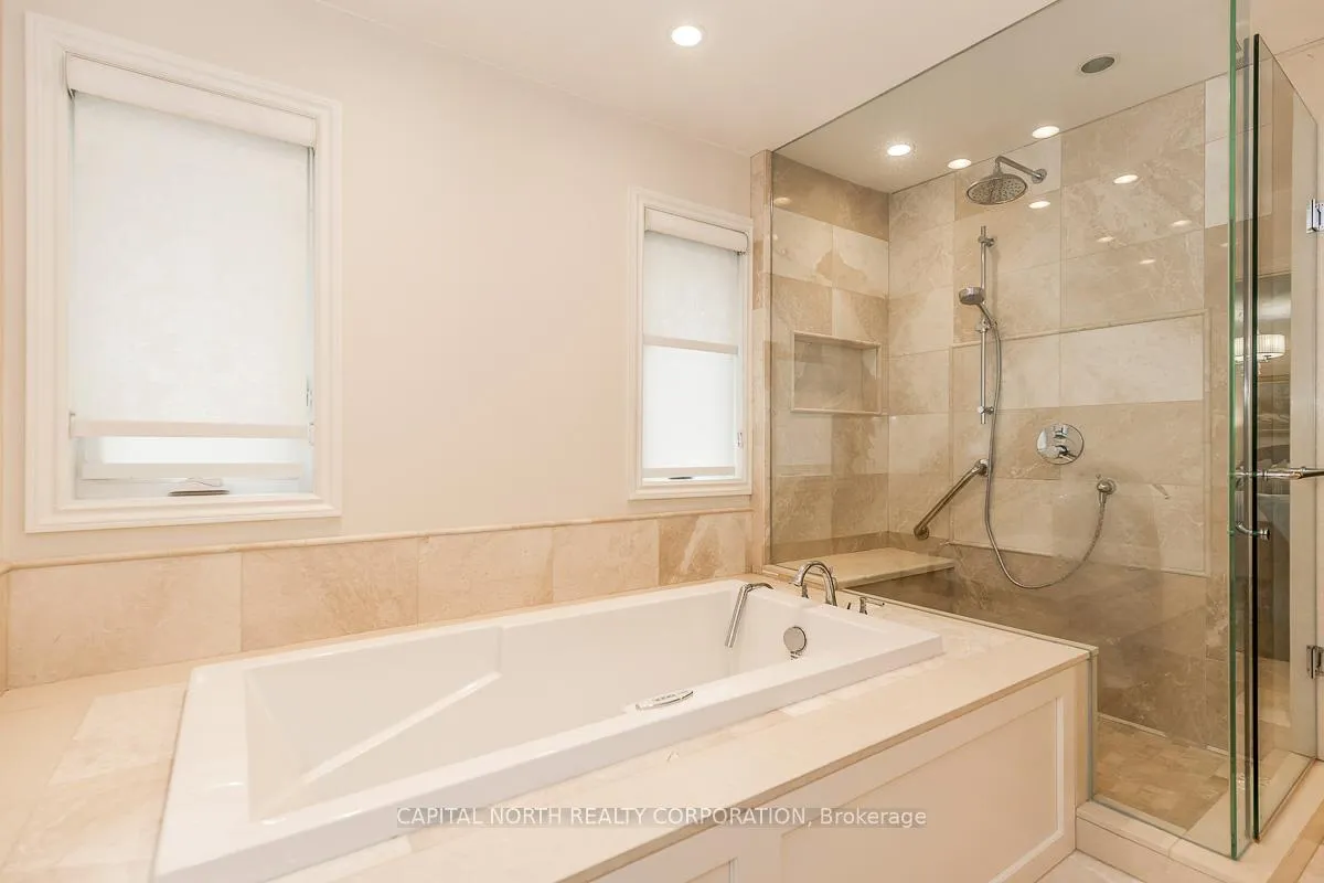 Photo 28 of 4 Prescott Court, Markham, Bayview Glen — HOMEH