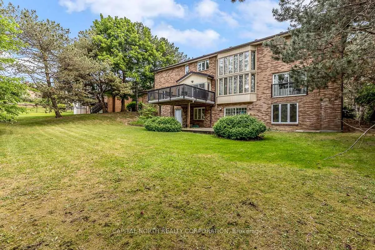 Photo 36 of 4 Prescott Court, Markham, Bayview Glen — HOMEH