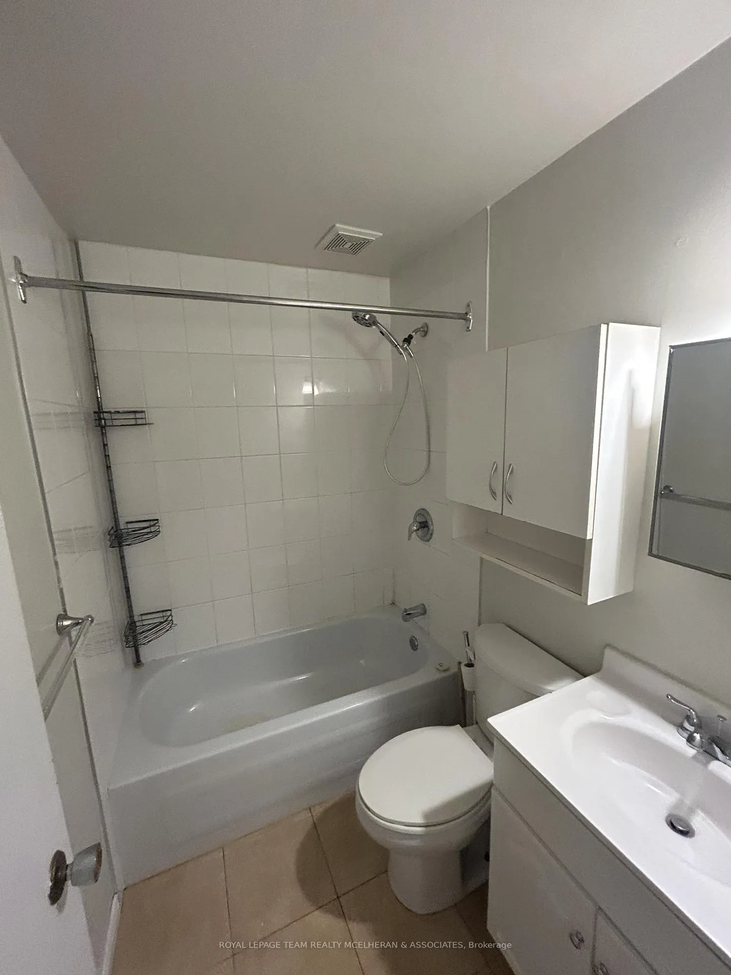 Photo 5 of Unit B, 178 Second Avenue, Ottawa, Glebe — HOMEH