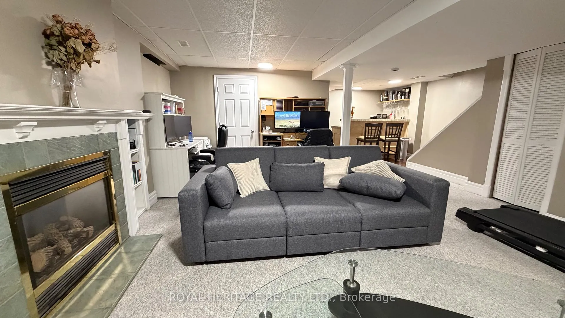 Photo 35 of 23 Hooper Square, Clarington, Bowmanville — HOMEH