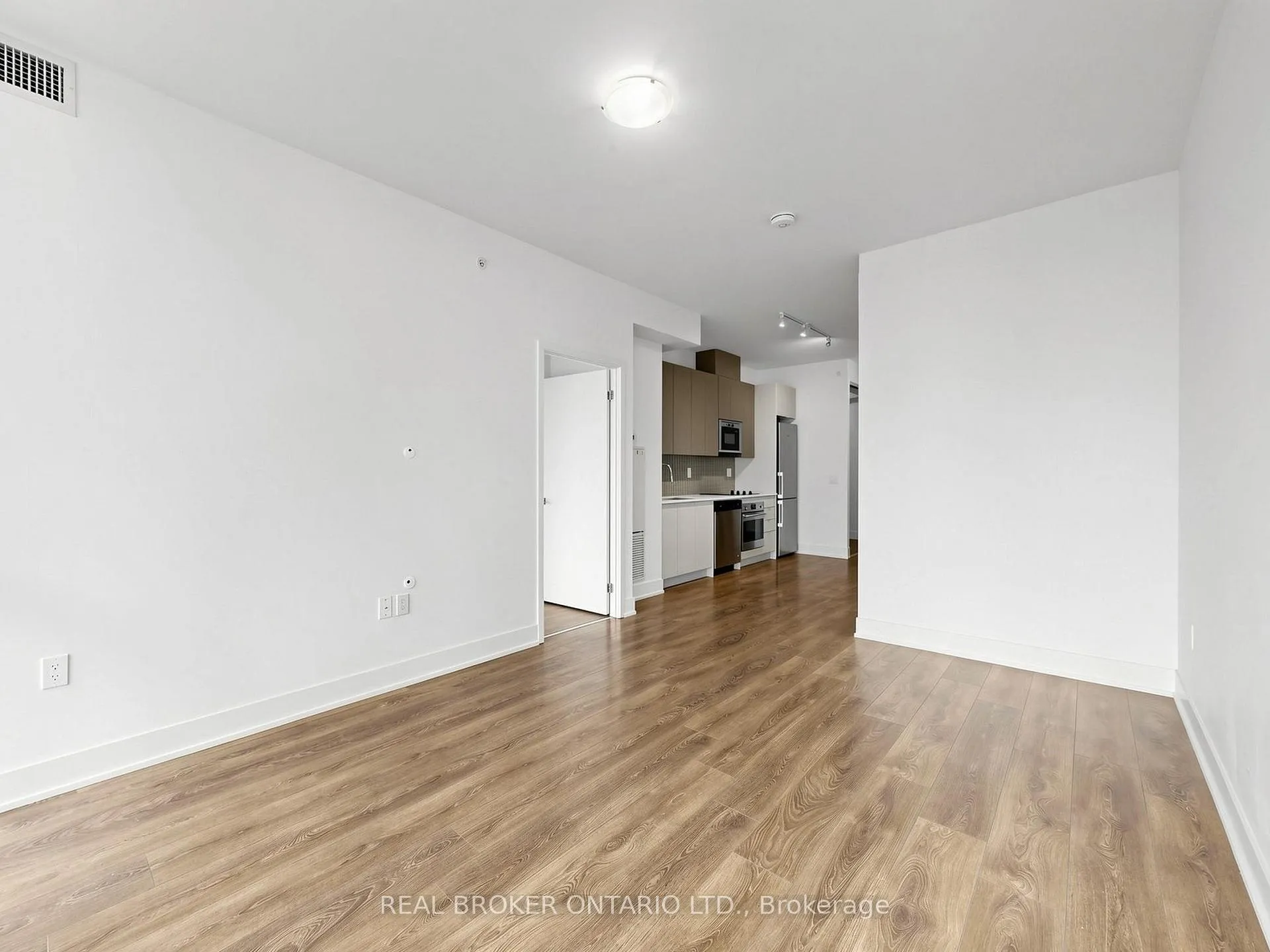 Photo 14 of Unit 3305, 2908 Highway 7 Road, Vaughan, Concord — HOMEH