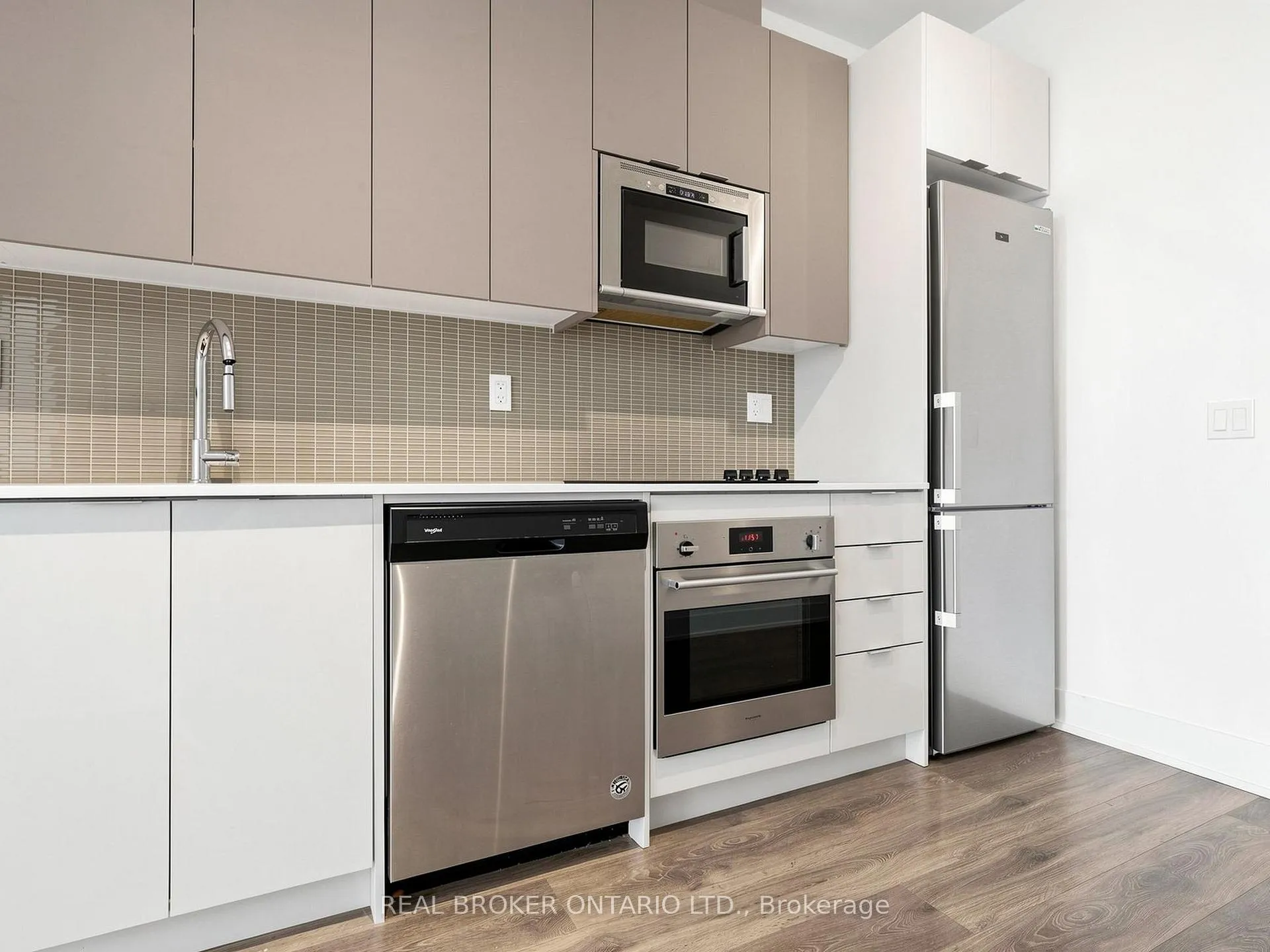 Photo 22 of Unit 3305, 2908 Highway 7 Road, Vaughan, Concord — HOMEH
