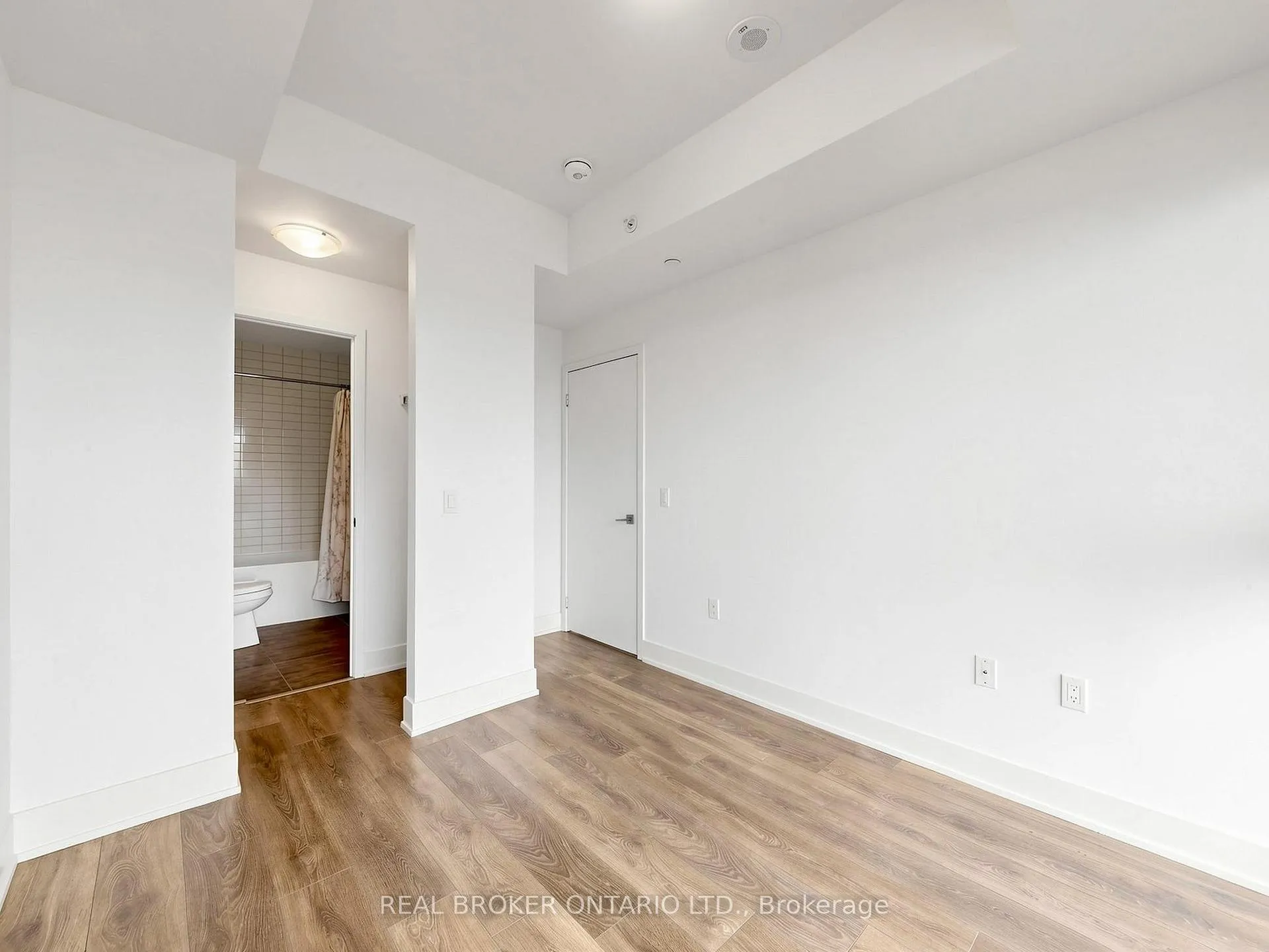 Photo 26 of Unit 3305, 2908 Highway 7 Road, Vaughan, Concord — HOMEH