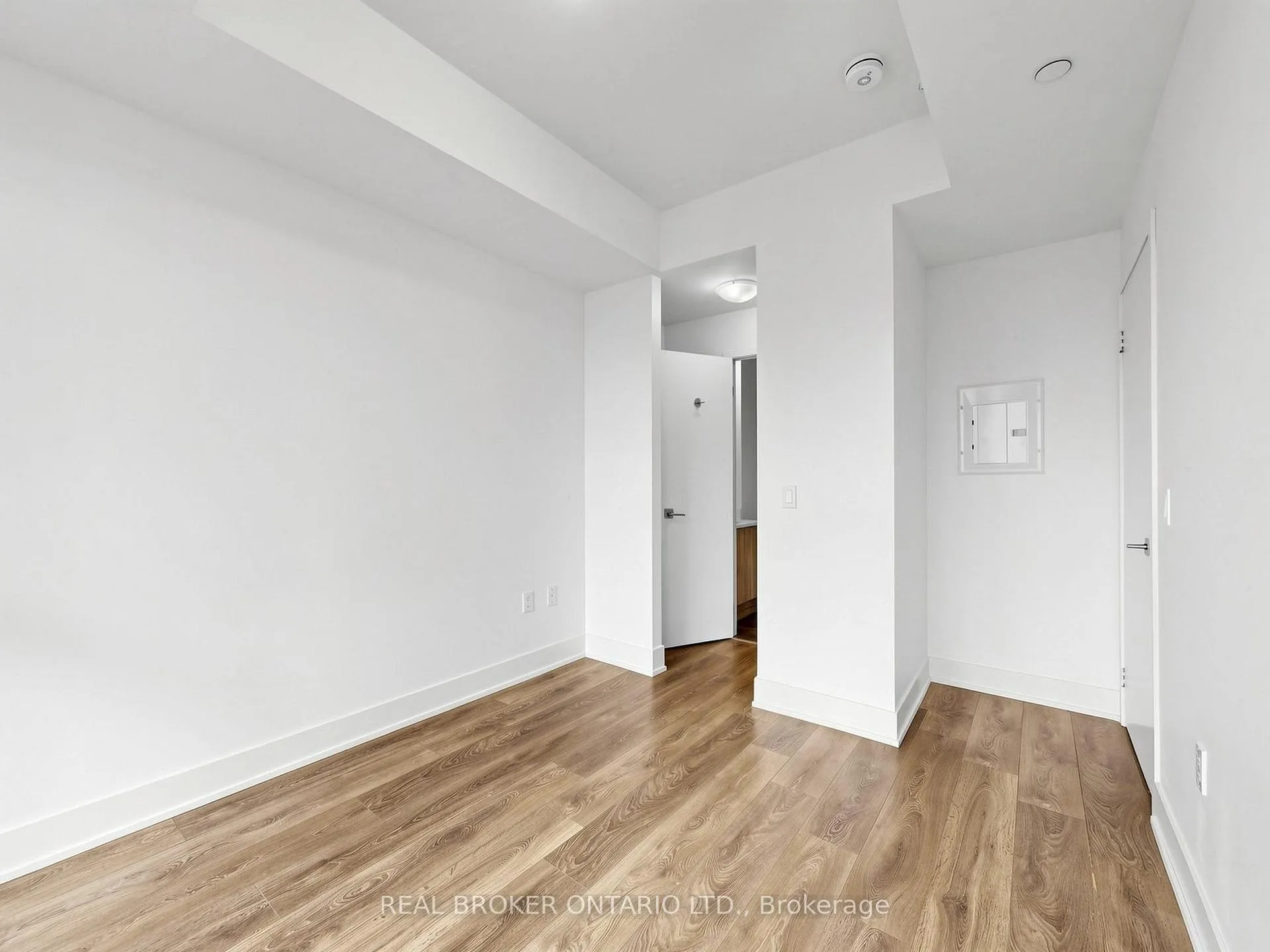 Photo 27 of Unit 3305, 2908 Highway 7 Road, Vaughan, Concord — HOMEH