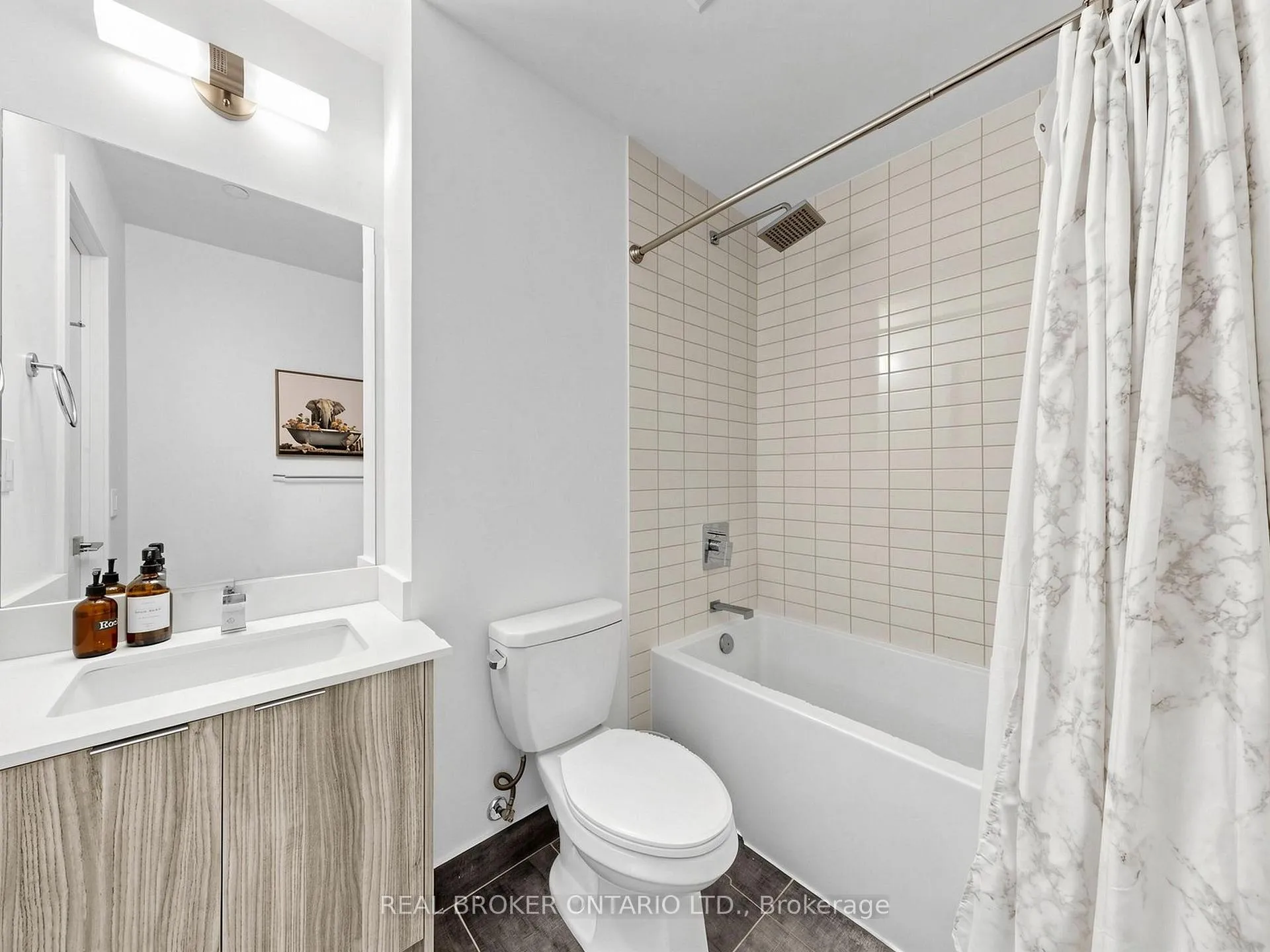 Photo 29 of Unit 3305, 2908 Highway 7 Road, Vaughan, Concord — HOMEH