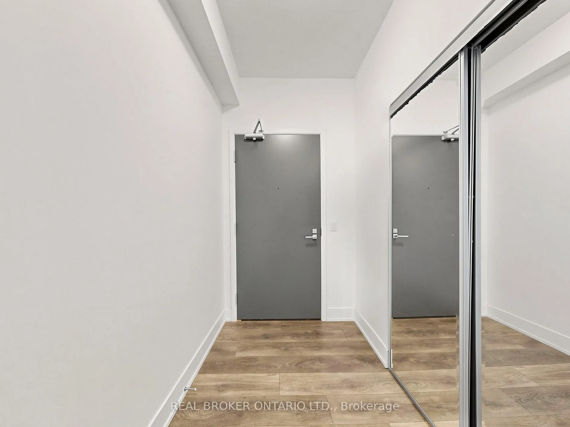 Photo 40 of Unit 3305, 2908 Highway 7 Road, Vaughan, Concord — HOMEH