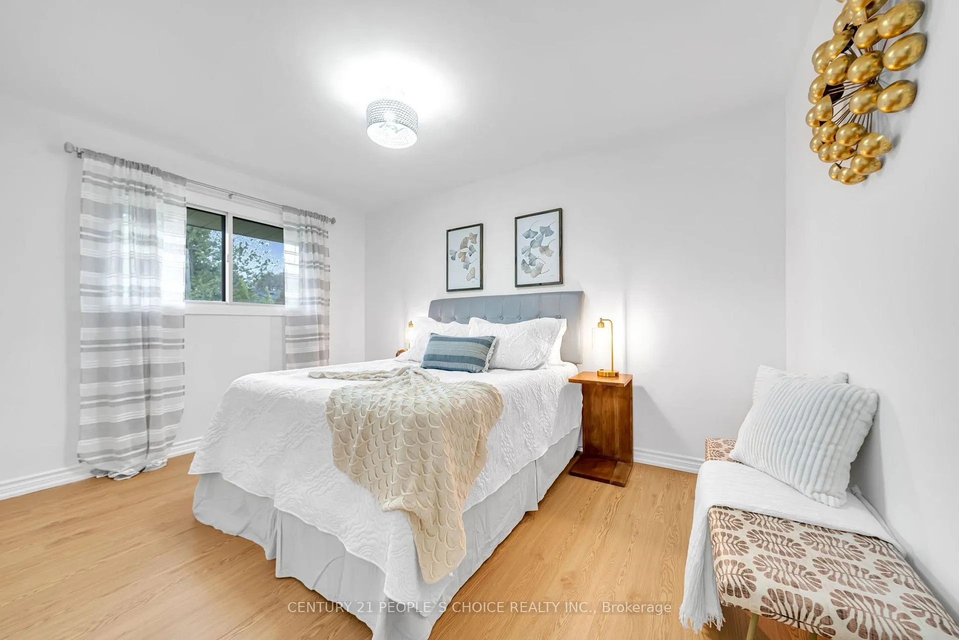 Photo 9 of 586 Central Pk Boulevard N, Oshawa, O'Neill — HOMEH