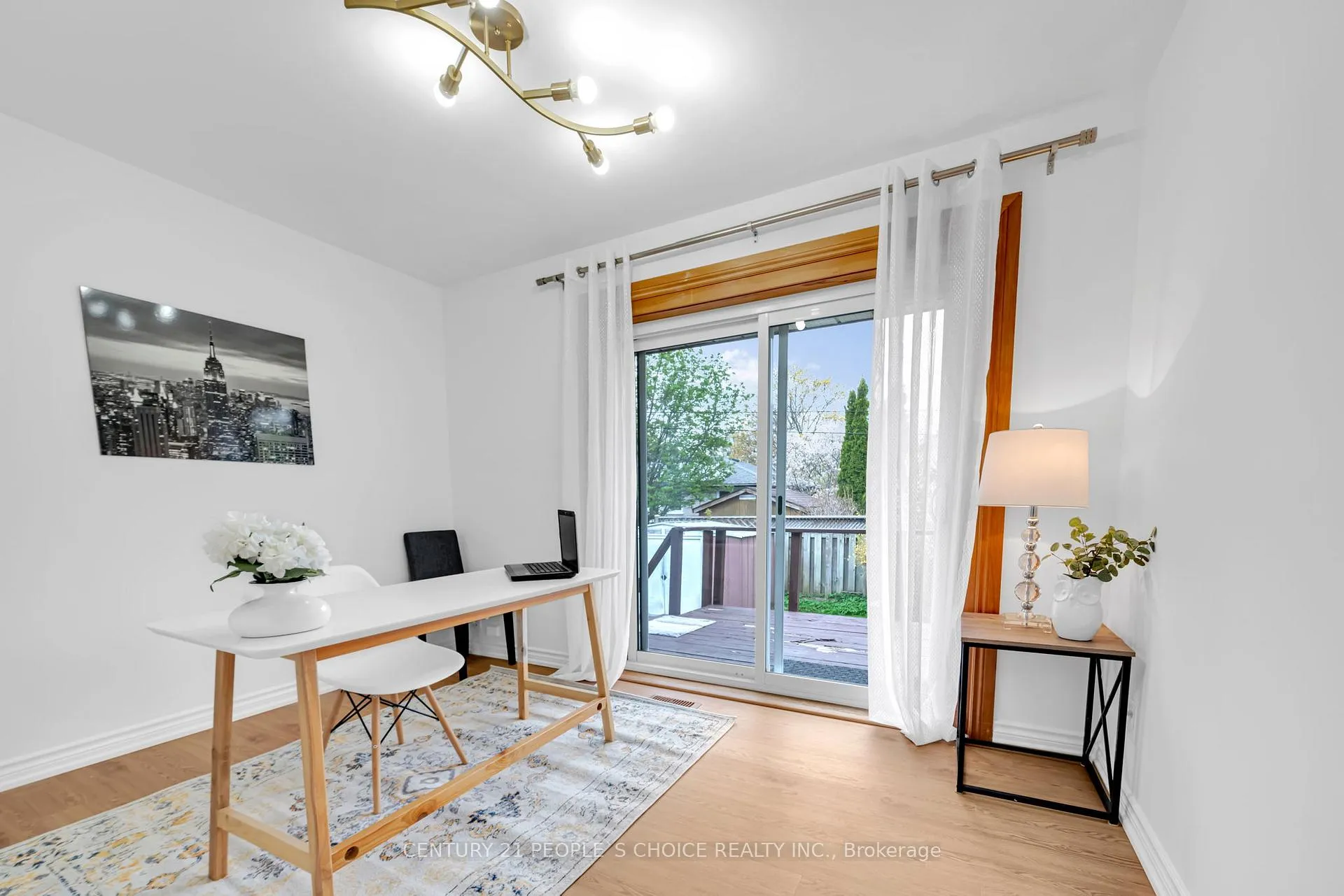 Photo 13 of 586 Central Pk Boulevard N, Oshawa, O'Neill — HOMEH