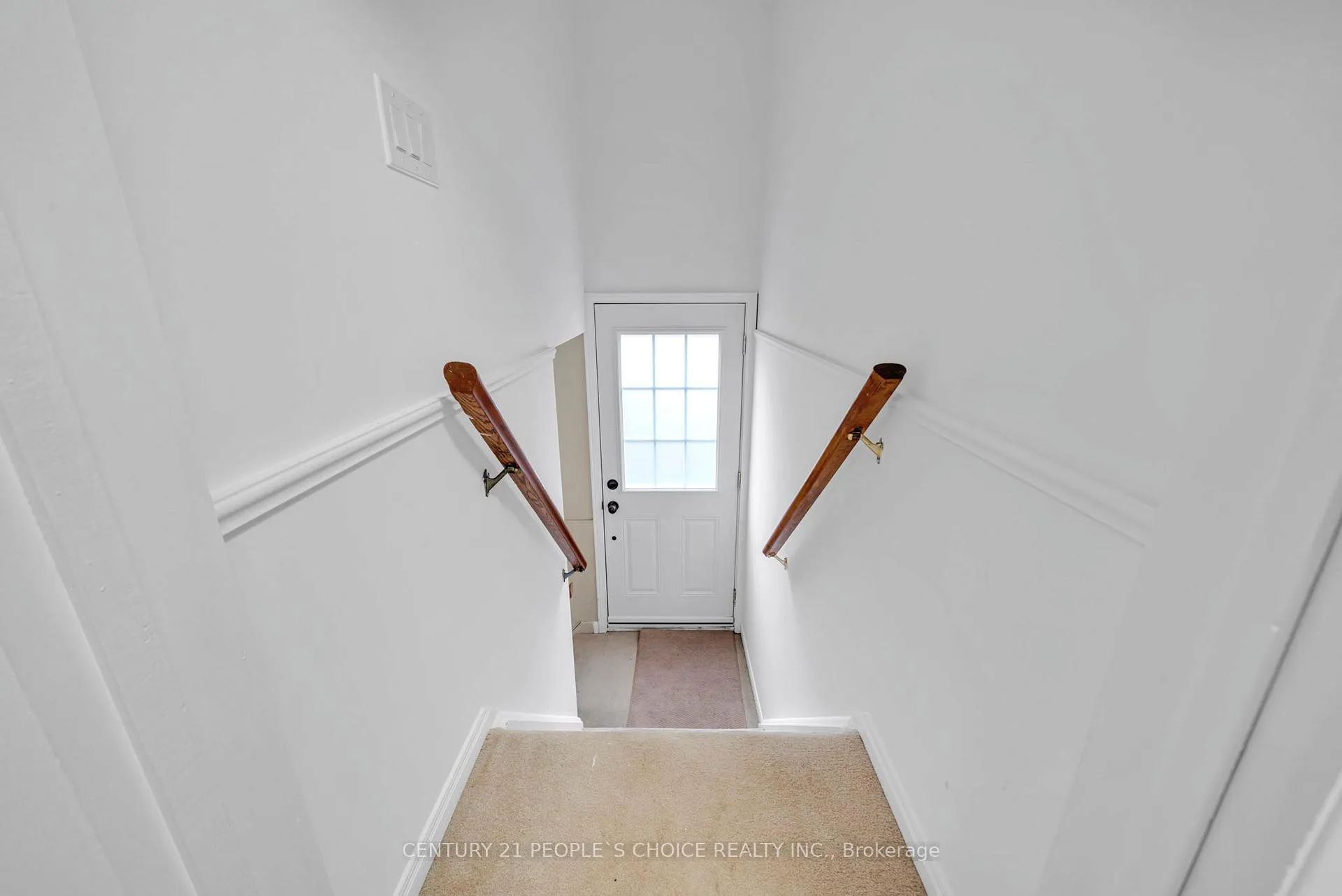 Photo 18 of 586 Central Pk Boulevard N, Oshawa, O'Neill — HOMEH