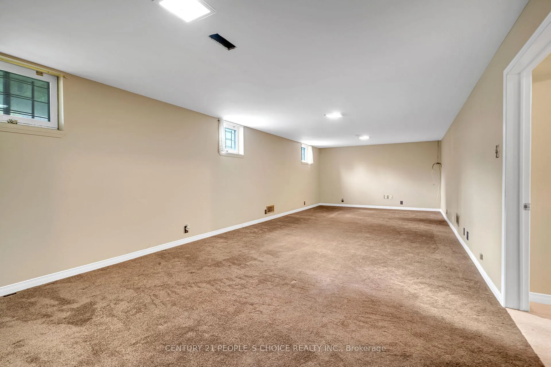 Photo 22 of 586 Central Pk Boulevard N, Oshawa, O'Neill — HOMEH