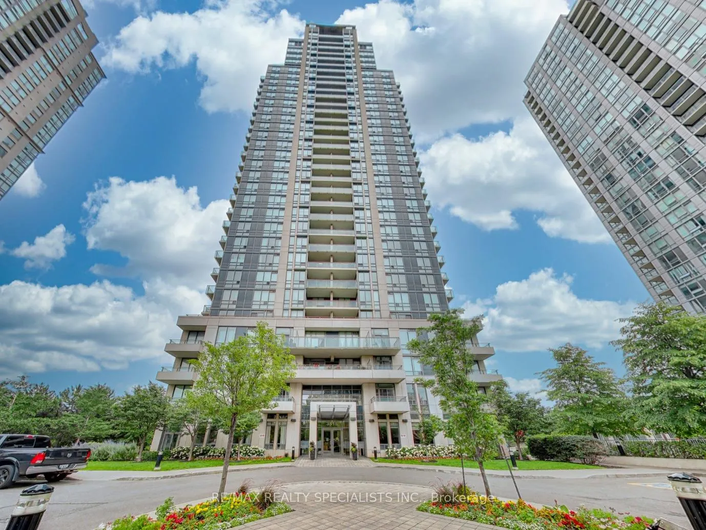 Front of Unit 906, 3515 Kariya Drive