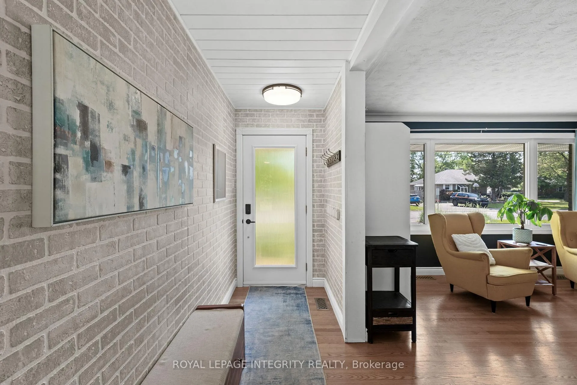 Photo 5 of 48 Dunham Street, Ottawa, Cardinal Heights — HOMEH