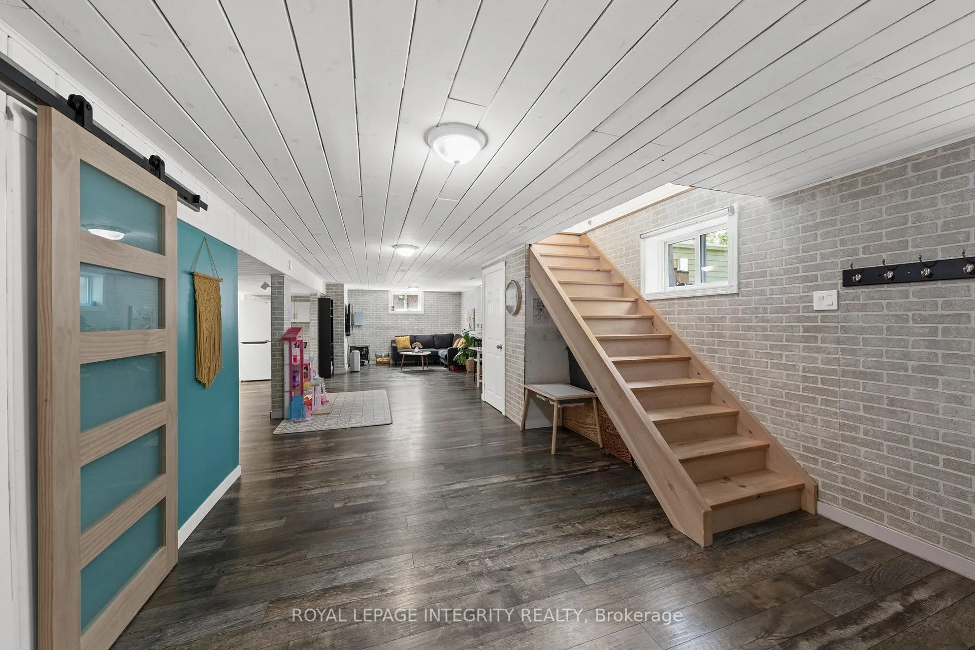 Photo 23 of 48 Dunham Street, Ottawa, Cardinal Heights — HOMEH