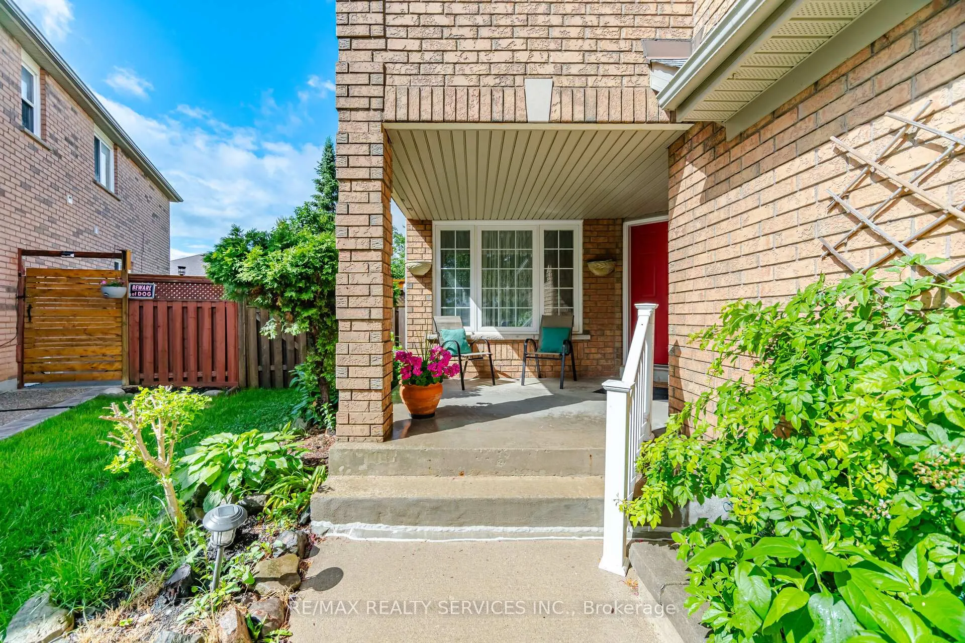 Photo 3 of 93 Seclusion Crescent, Brampton, Sandringham-Wellington — HOMEH