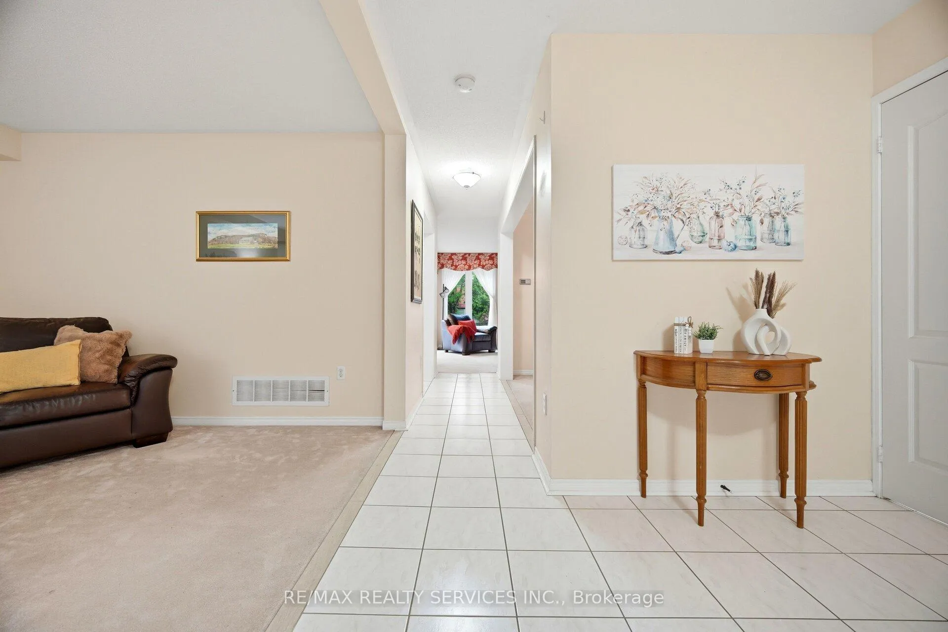 Photo 14 of 93 Seclusion Crescent, Brampton, Sandringham-Wellington — HOMEH
