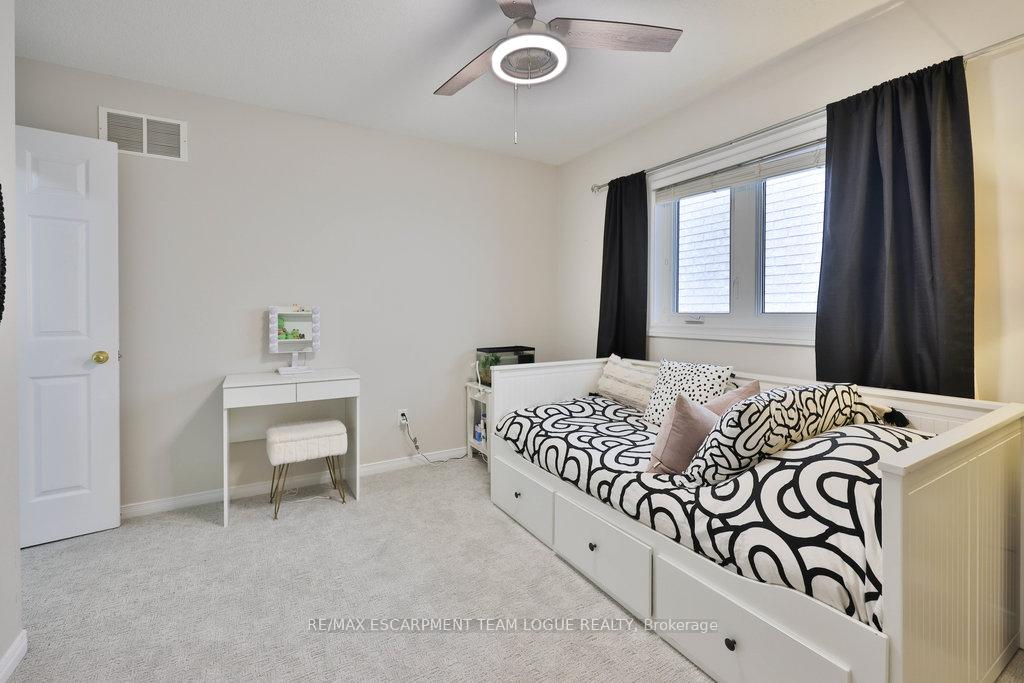 Photo 32 of 4676 Bracknell Road, Burlington, Alton — HOMEH