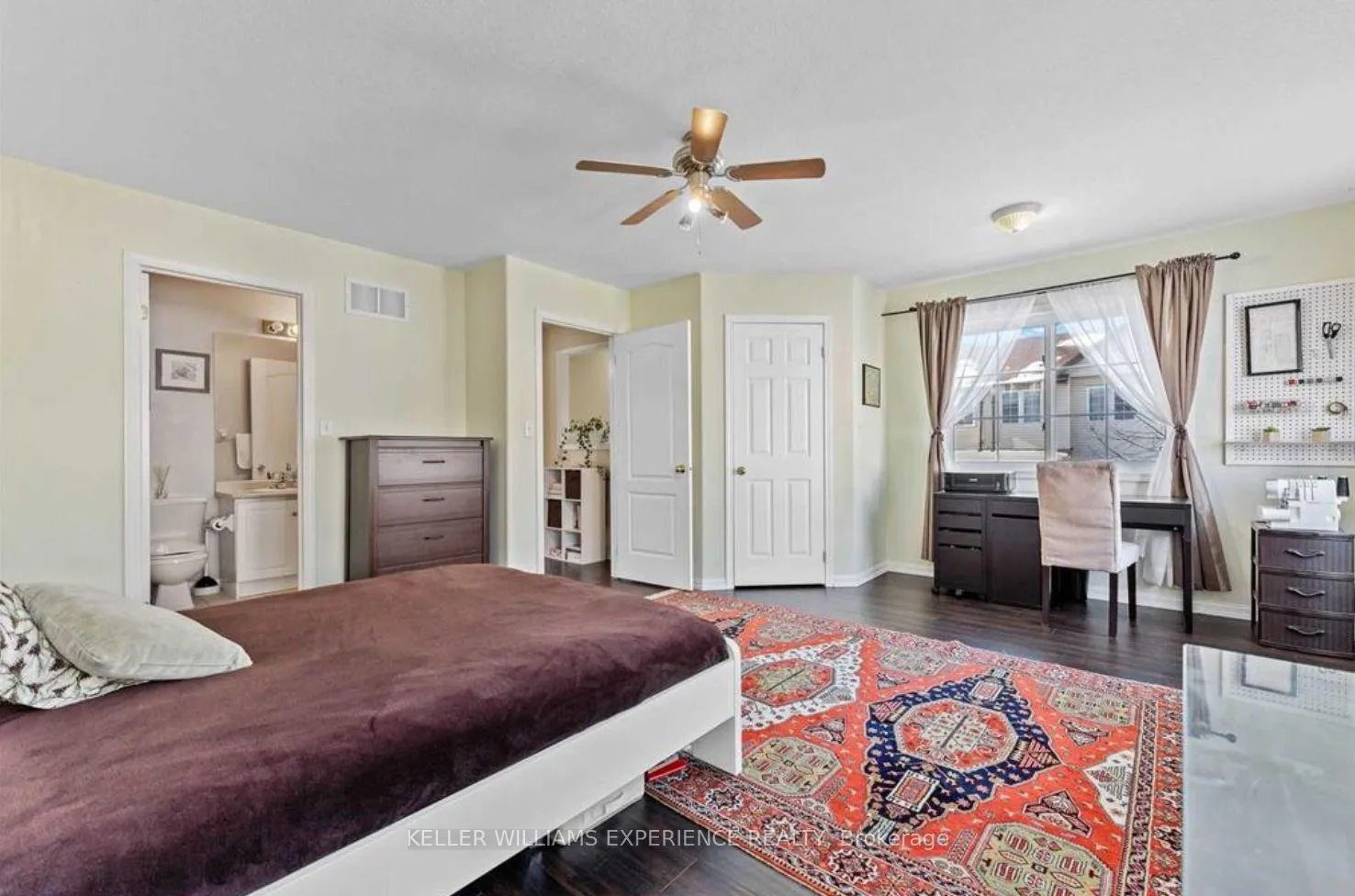 Photo 7 of Unit 16, 488 Yonge Street, Barrie, Painswick North — HOMEH