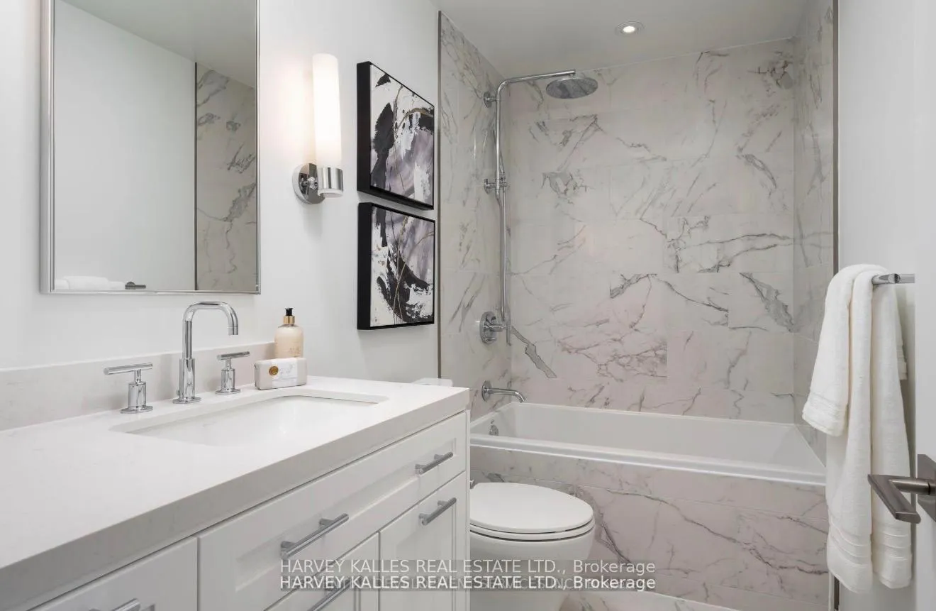 Photo 9 of Unit 403, 1 Strathgowan Avenue, Toronto, Lawrence Park North — HOMEH