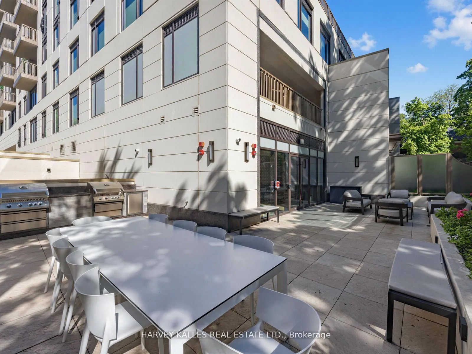 Photo 21 of Unit 403, 1 Strathgowan Avenue, Toronto, Lawrence Park North — HOMEH