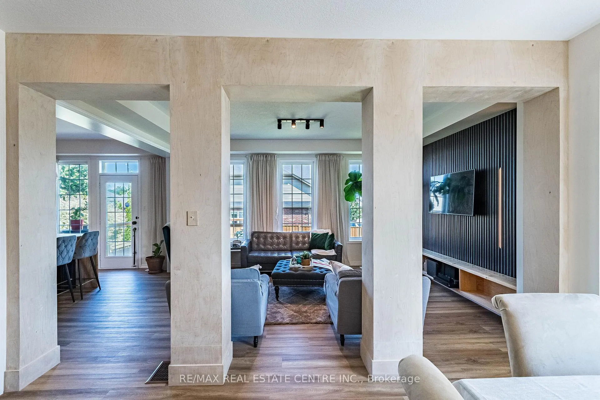 Photo 20 of 78 Lambert Crescent, Brantford, Empire — HOMEH