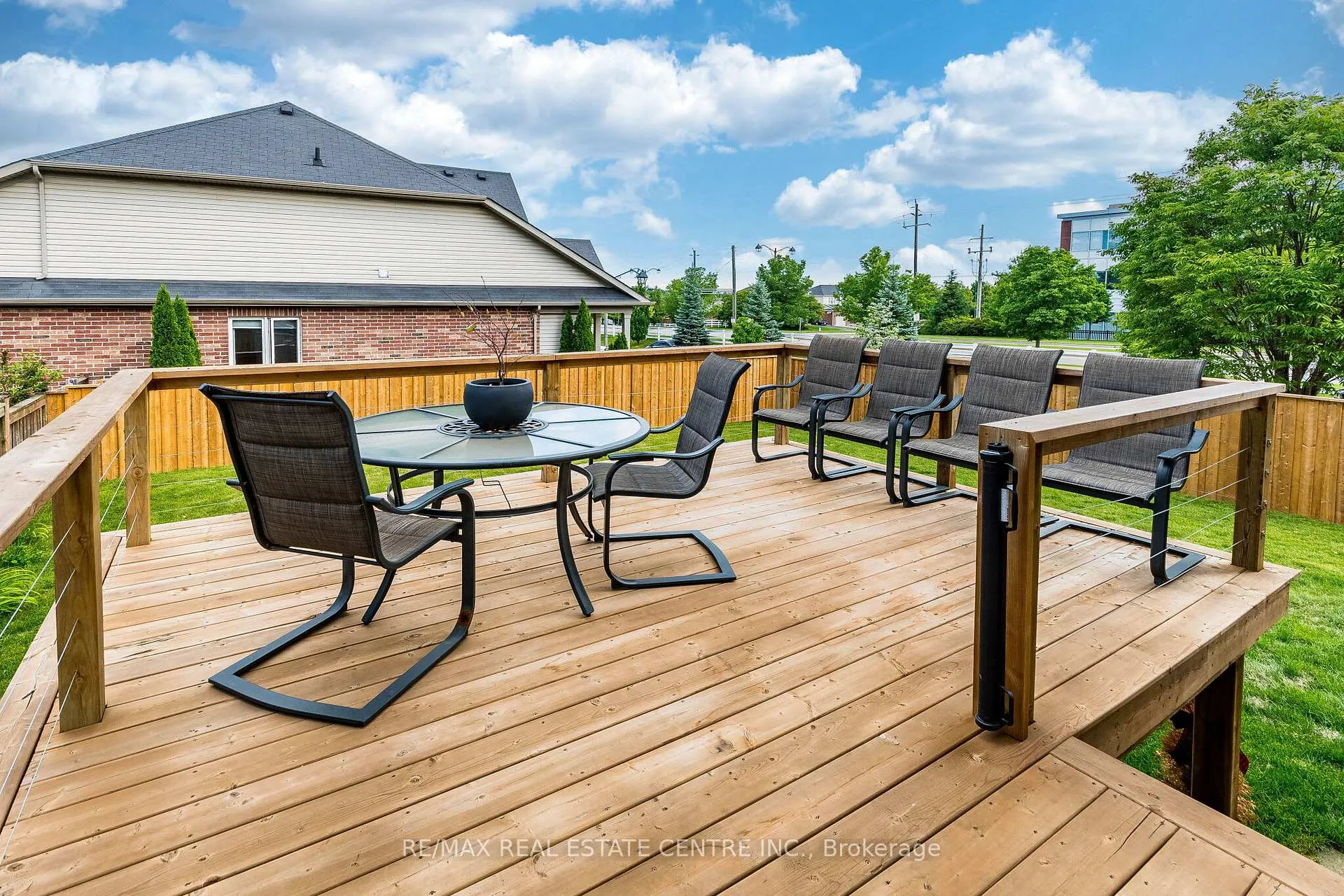 Photo 35 of 78 Lambert Crescent, Brantford, Empire — HOMEH