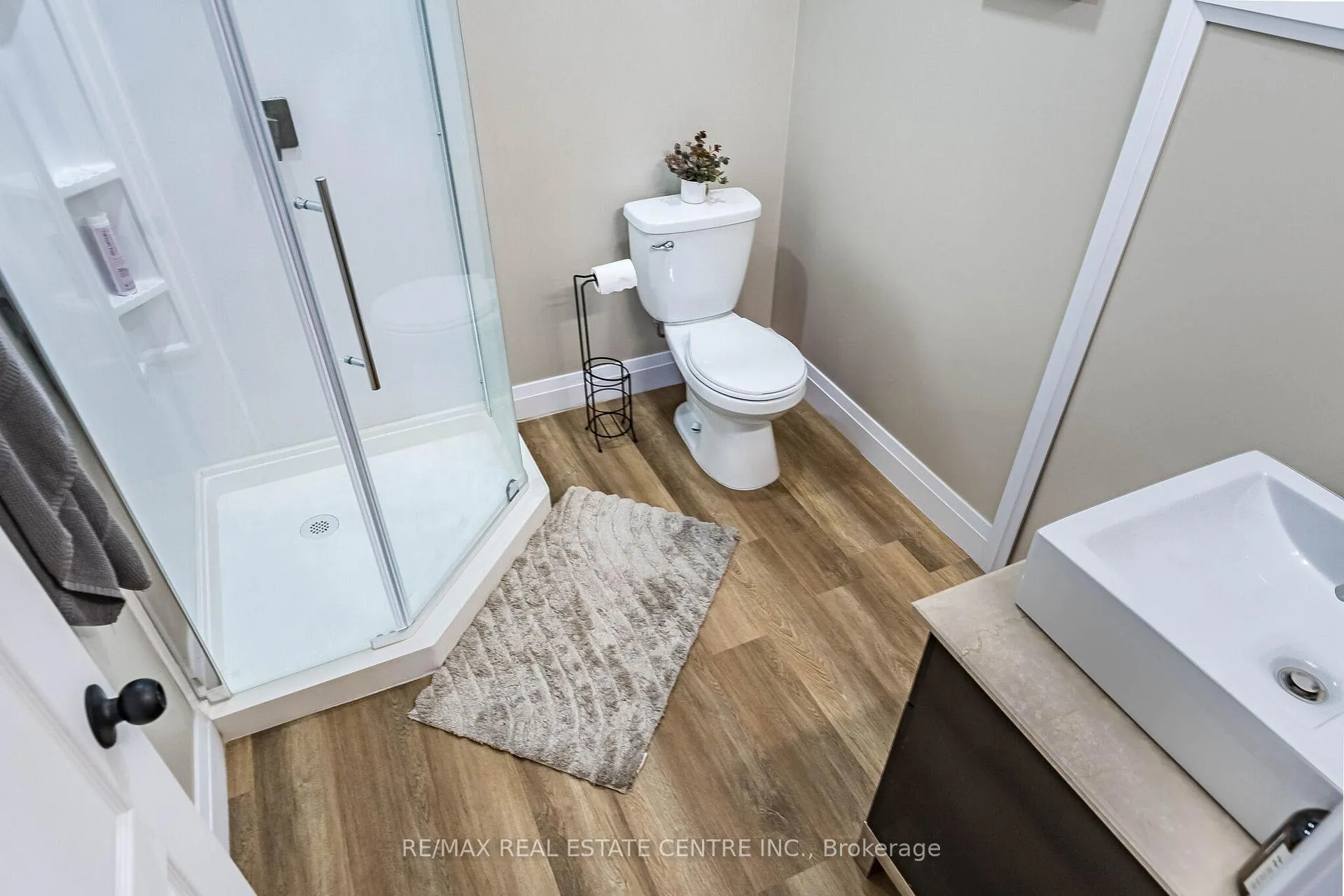 Photo 38 of 78 Lambert Crescent, Brantford, Empire — HOMEH