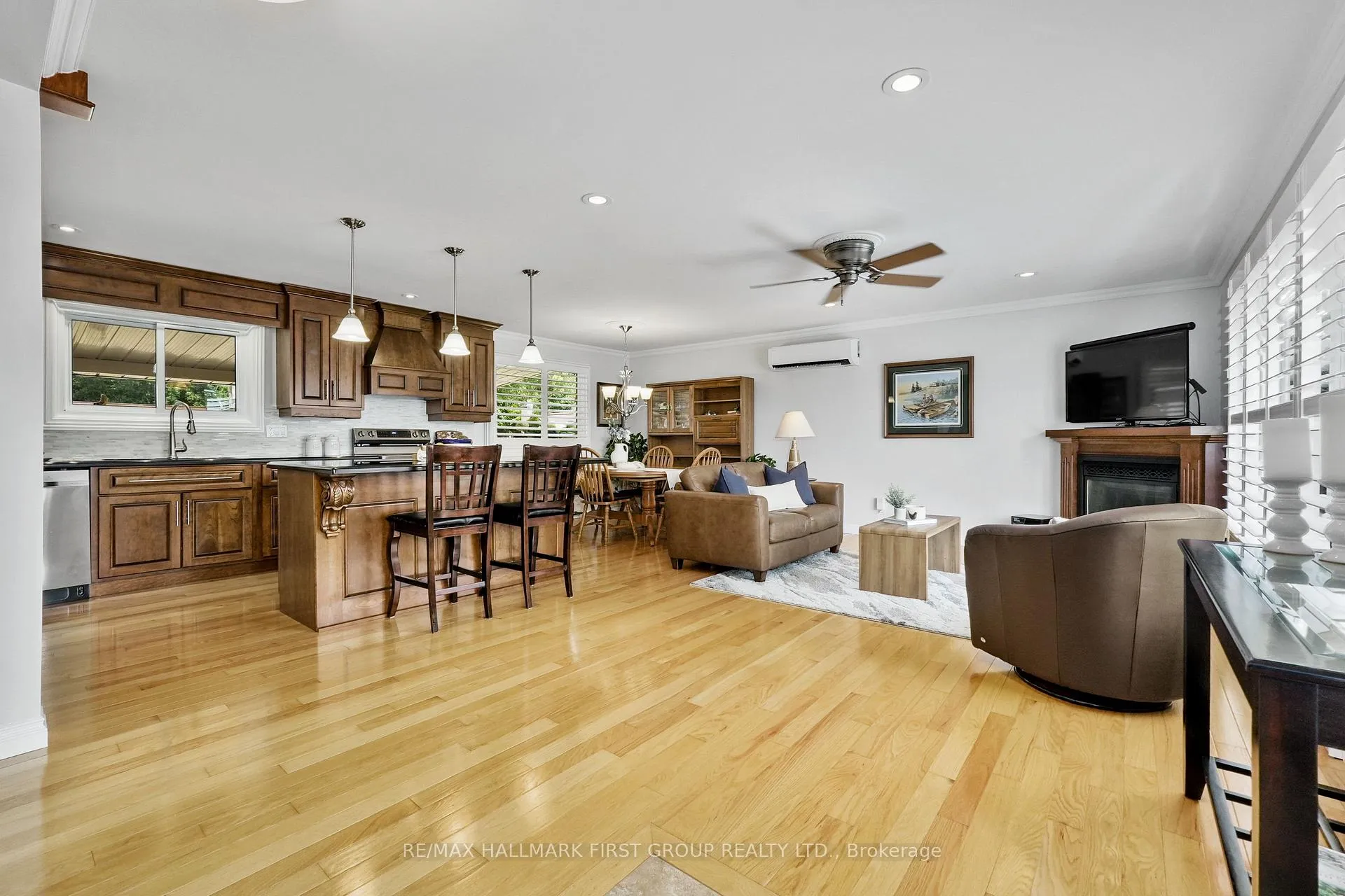 Photo 5 of 8266 Albert Court, Hamilton Township, Rural Hamilton — HOMEH