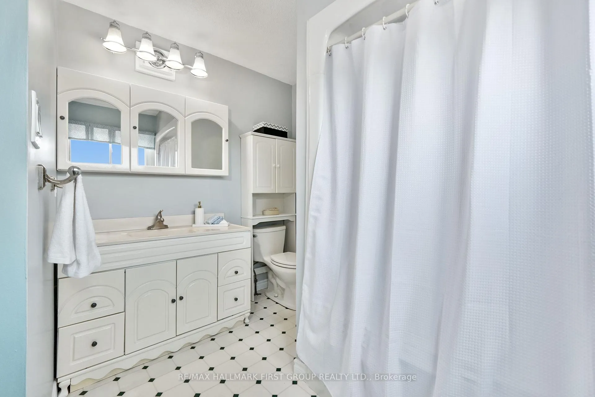Photo 25 of 8266 Albert Court, Hamilton Township, Rural Hamilton — HOMEH