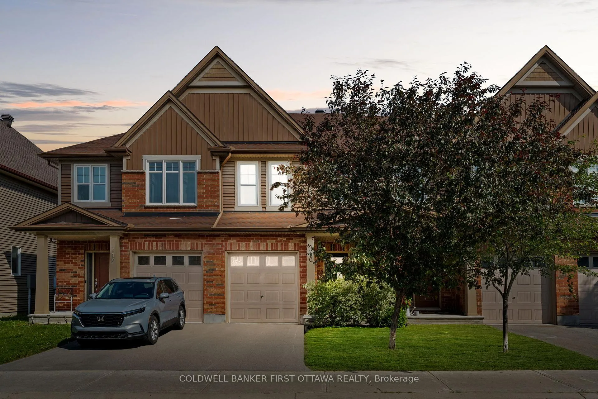 Photo 1 of 310 Fergus Crescent, Ottawa, Barrhaven - Cedargrove/Fraserdale — HOMEH