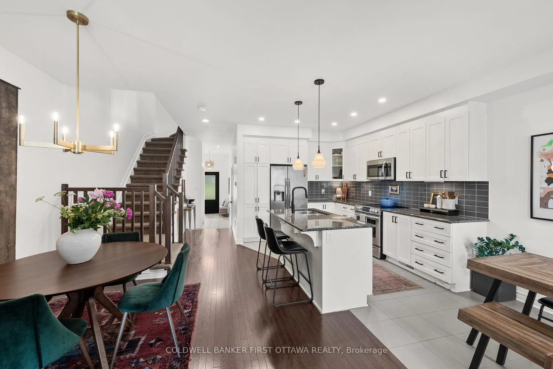 Photo 8 of 310 Fergus Crescent, Ottawa, Barrhaven - Cedargrove/Fraserdale — HOMEH
