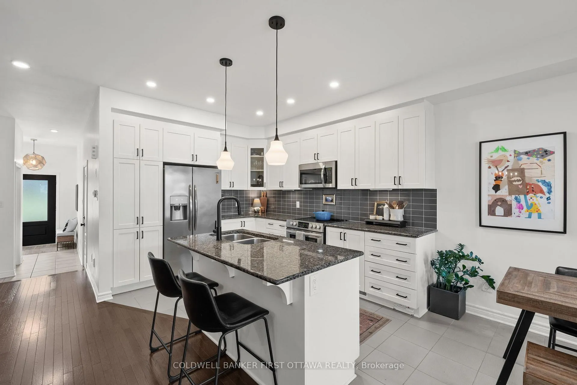 Photo 10 of 310 Fergus Crescent, Ottawa, Barrhaven - Cedargrove/Fraserdale — HOMEH