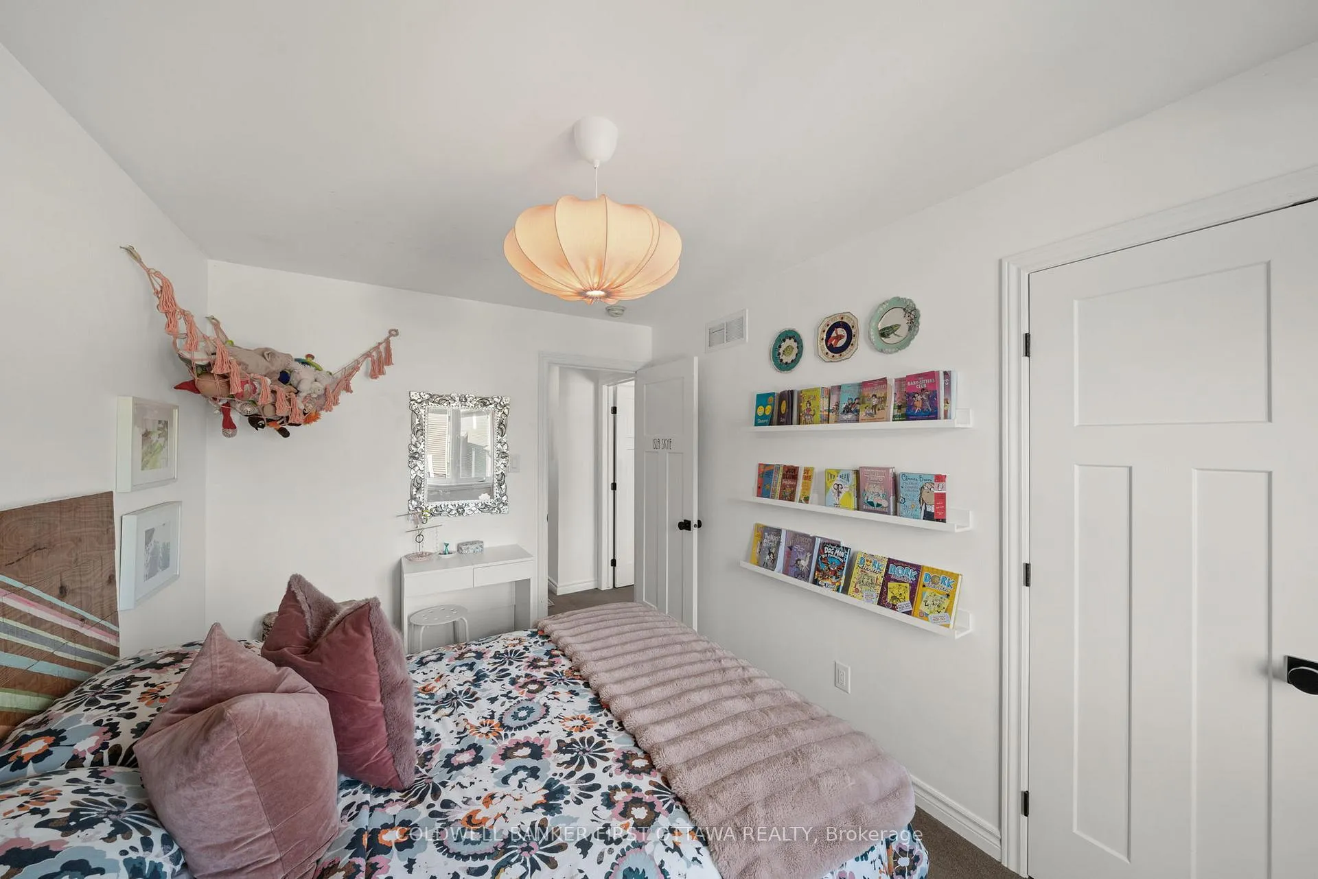 Photo 32 of 310 Fergus Crescent, Ottawa, Barrhaven - Cedargrove/Fraserdale — HOMEH